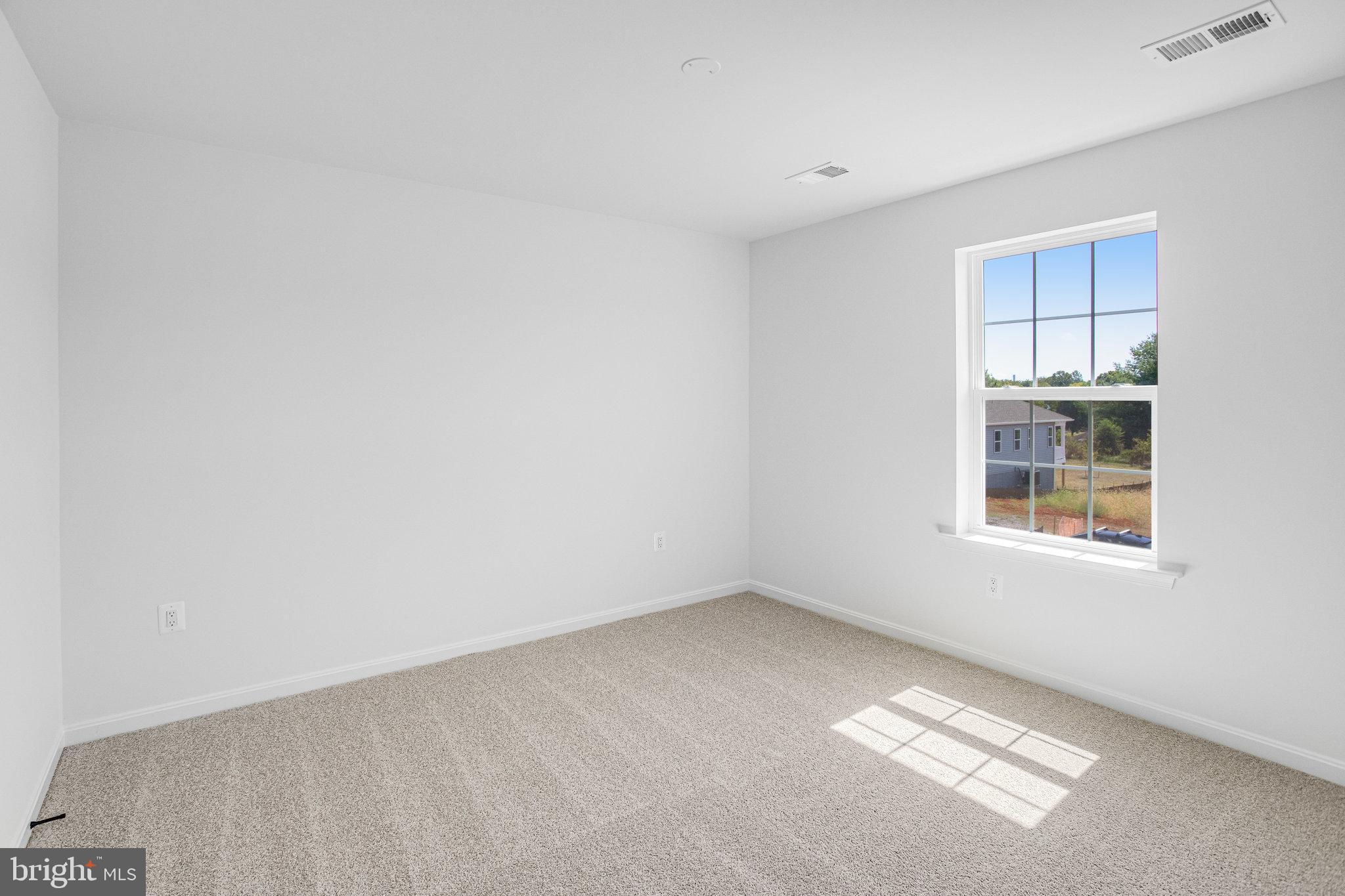 SEASONS AT ROUND MILL MEADOWS - Residential