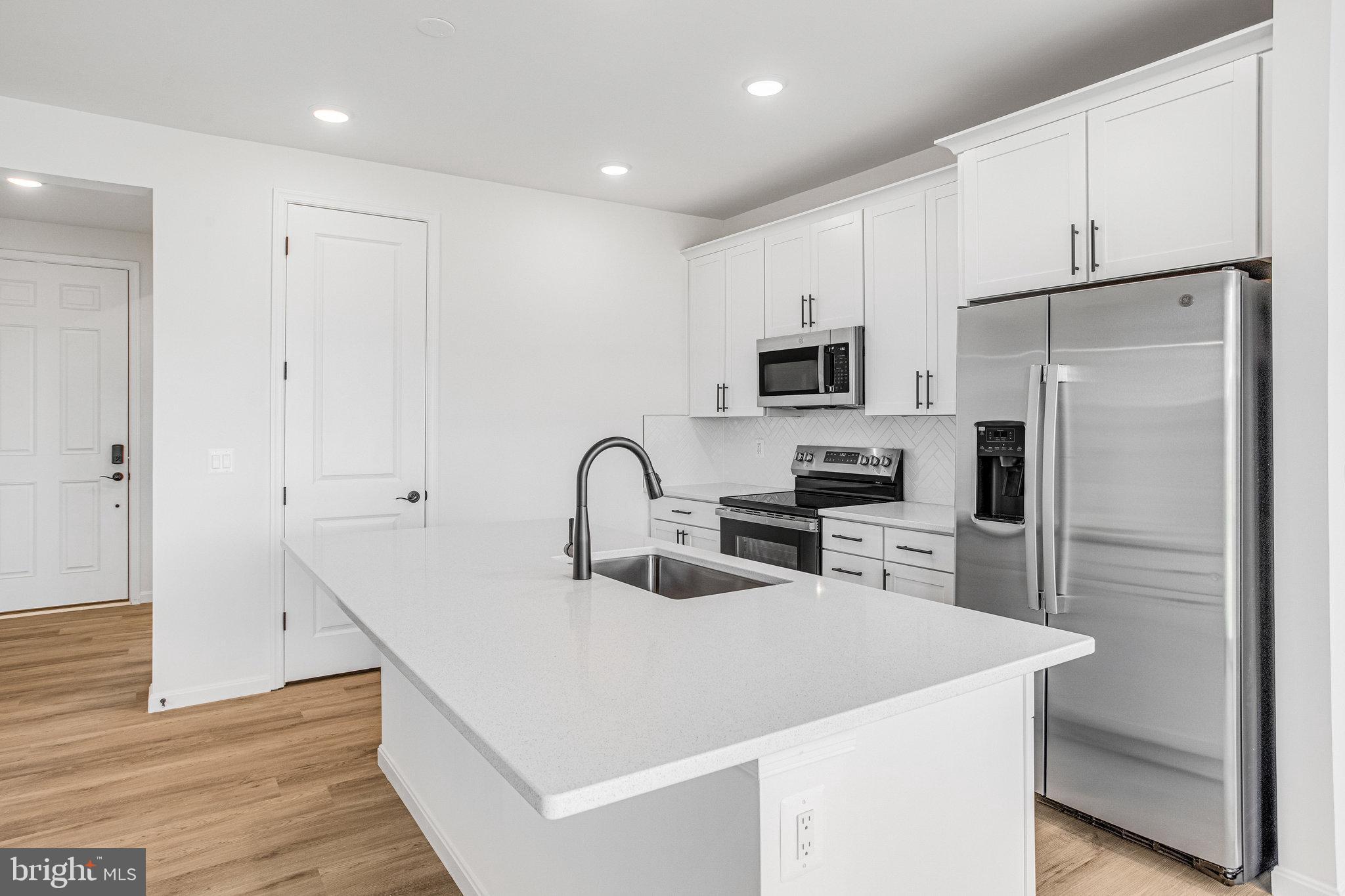 SEASONS AT ROUND MILL MEADOWS - Residential