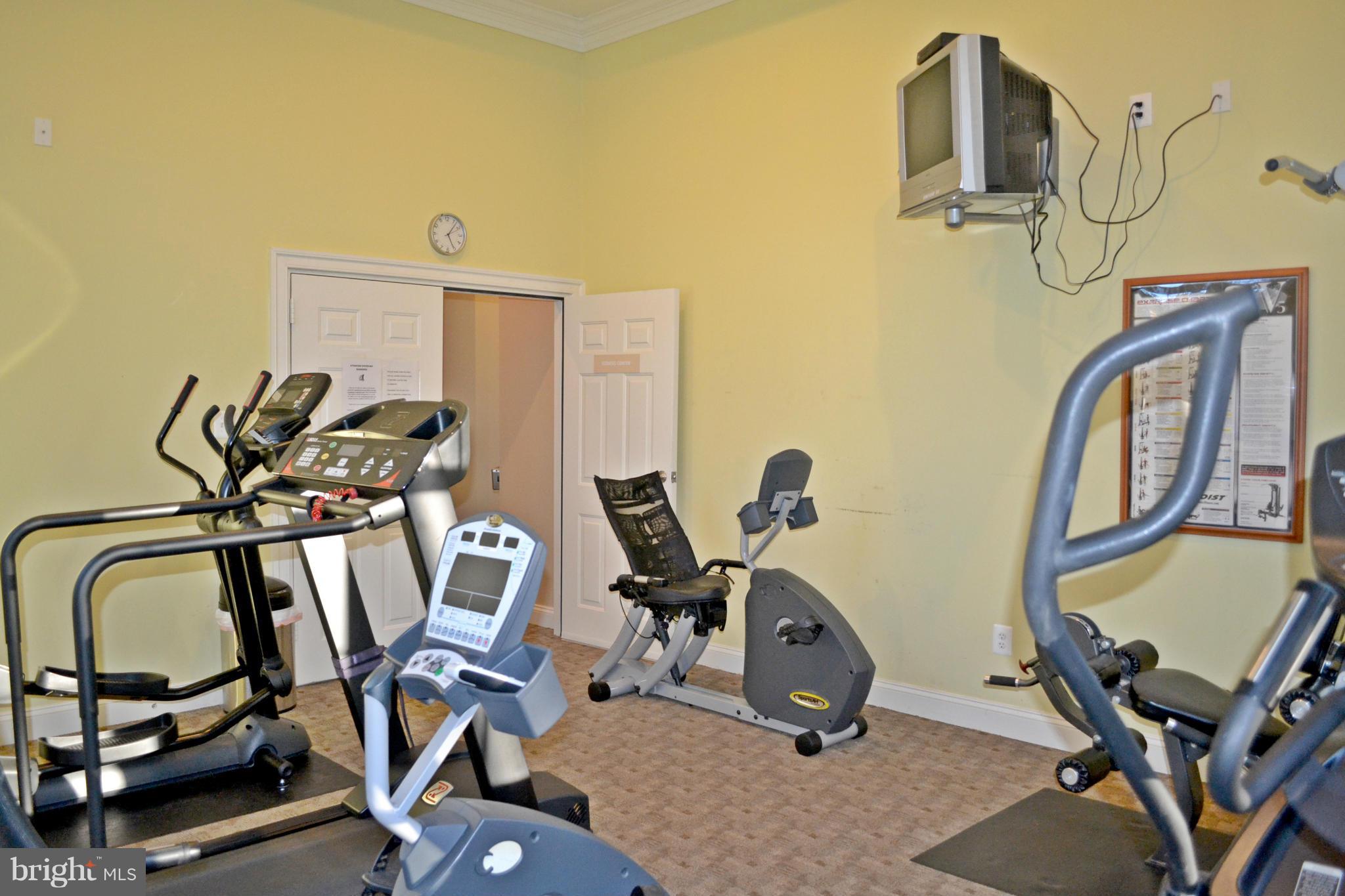 OYSTER BAY CONDOMINIUMS - Residential