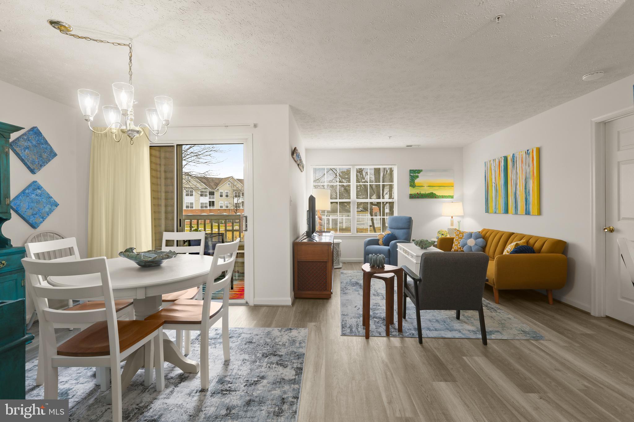 BAYLAND CONDO - Residential