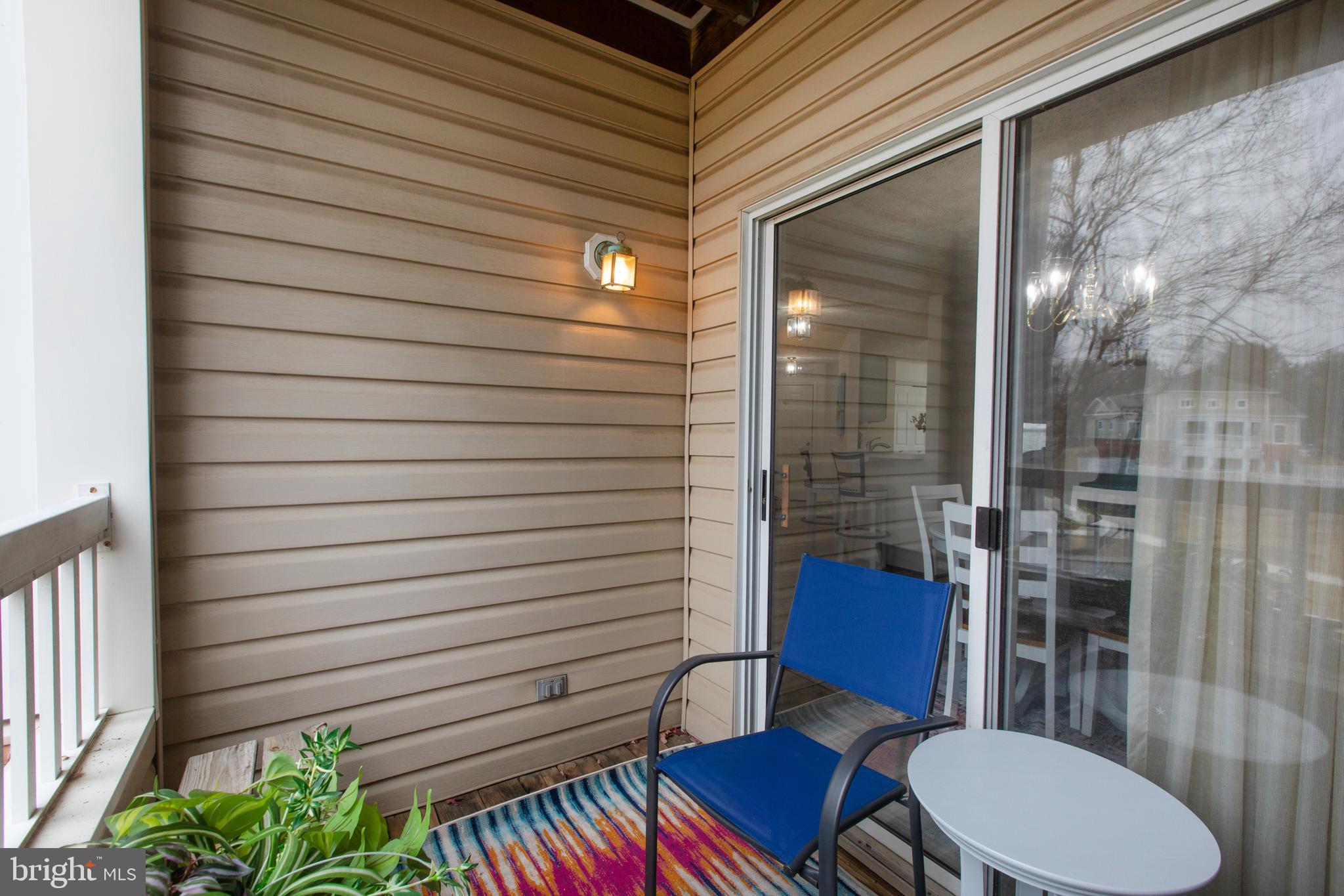 BAYLAND CONDO - Residential