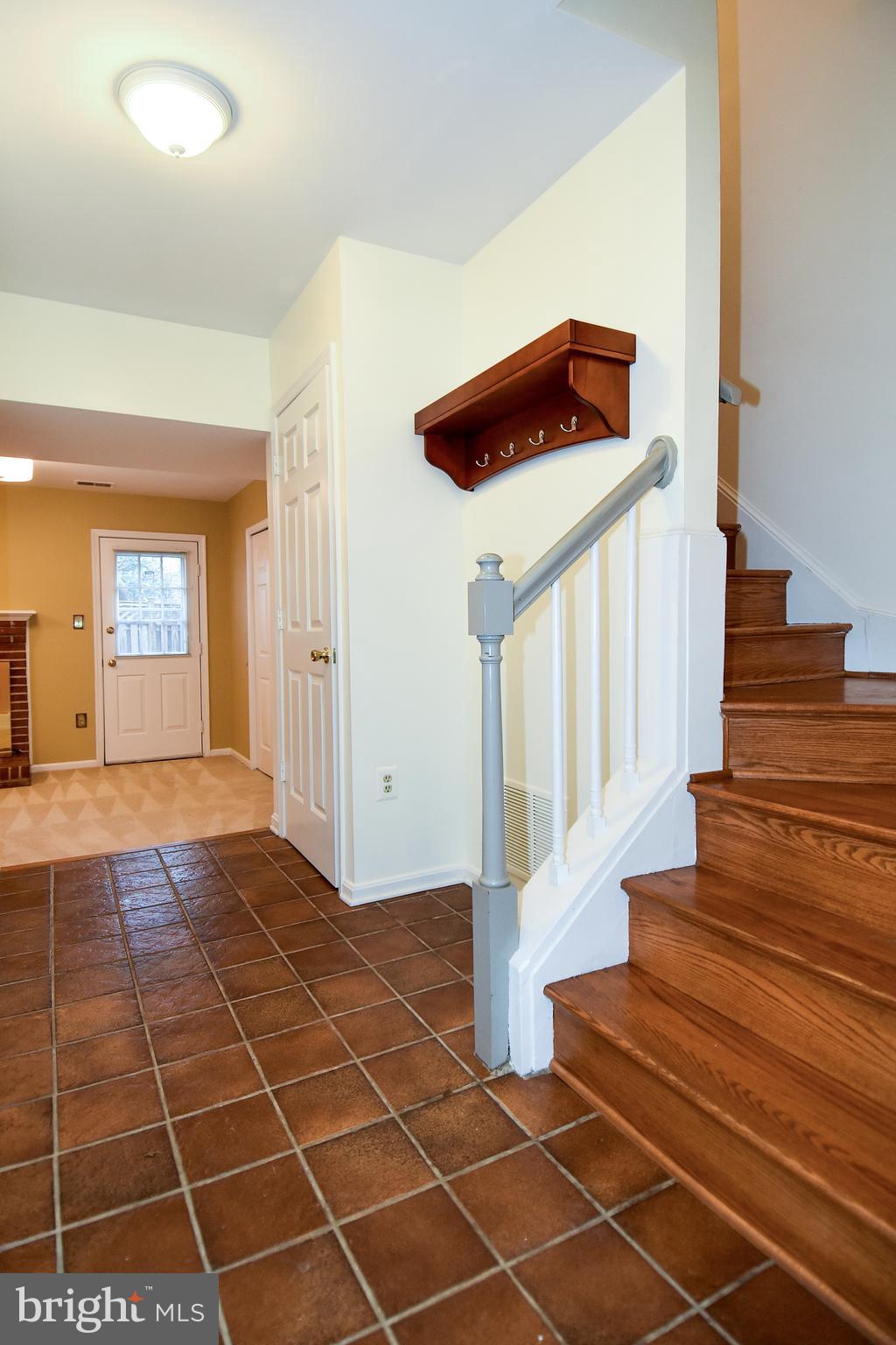 WASHINGTON COURTS - Residential Lease