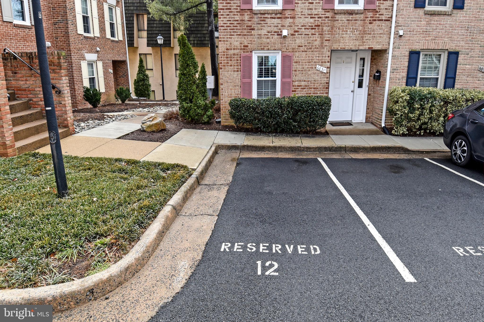 WASHINGTON COURTS - Residential Lease