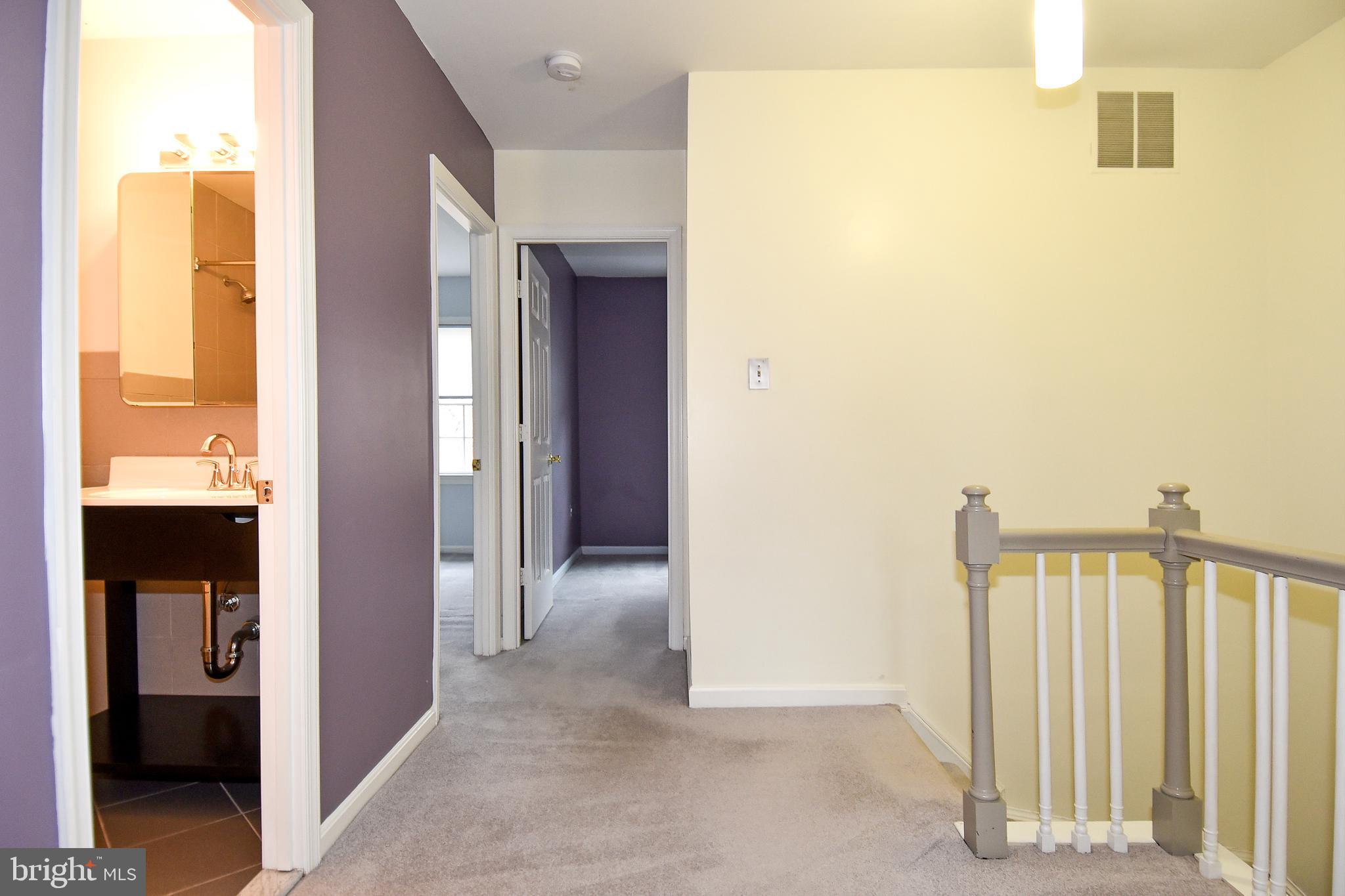 WASHINGTON COURTS - Residential Lease