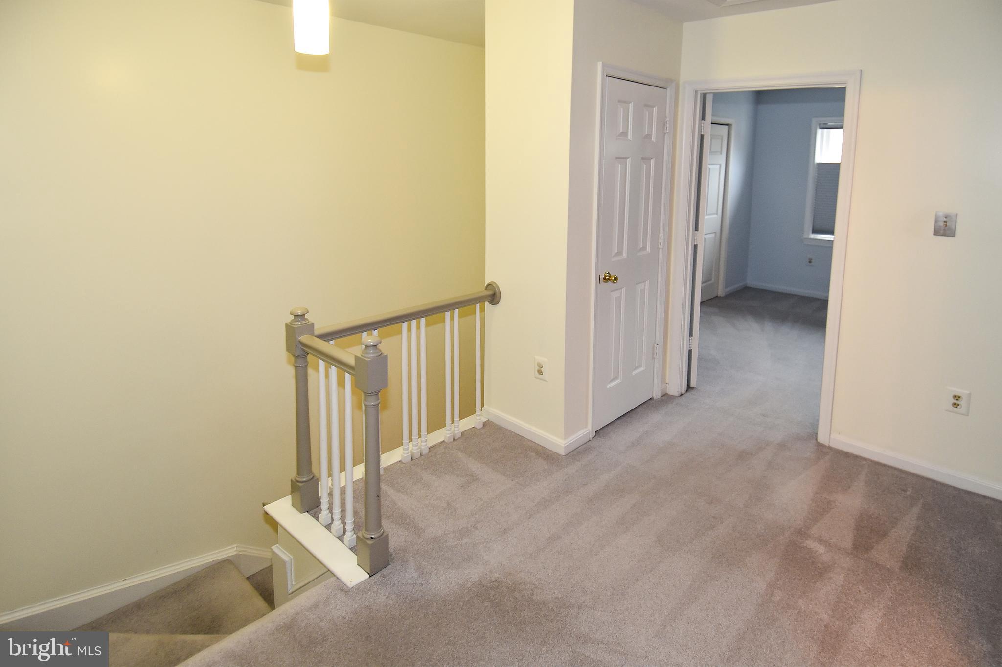 WASHINGTON COURTS - Residential Lease