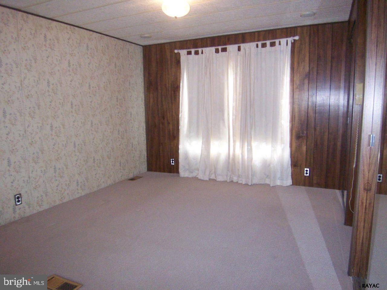 MILL CREEK ESTATES - Residential