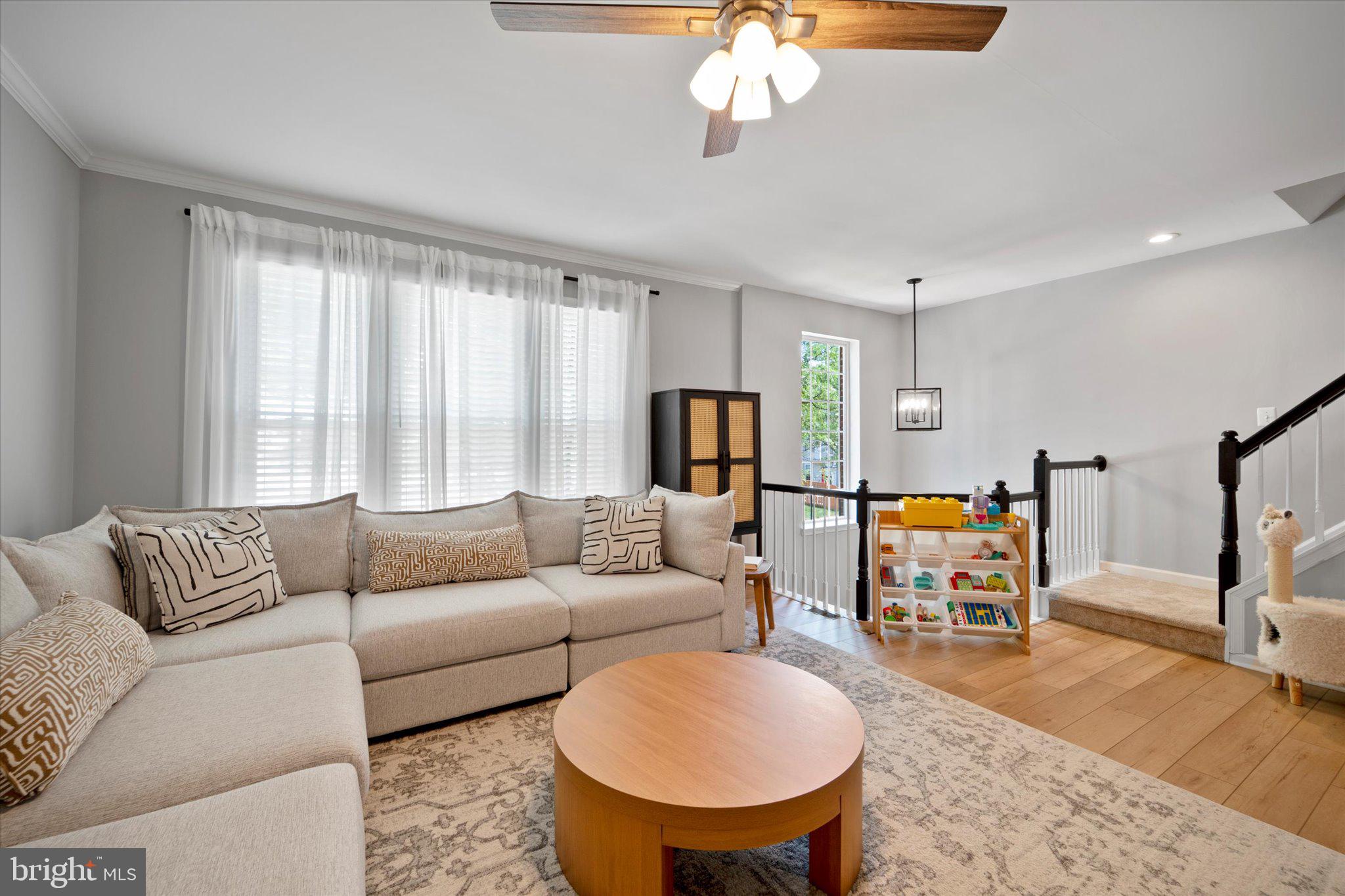 SOUTH RIDING - Residential Lease