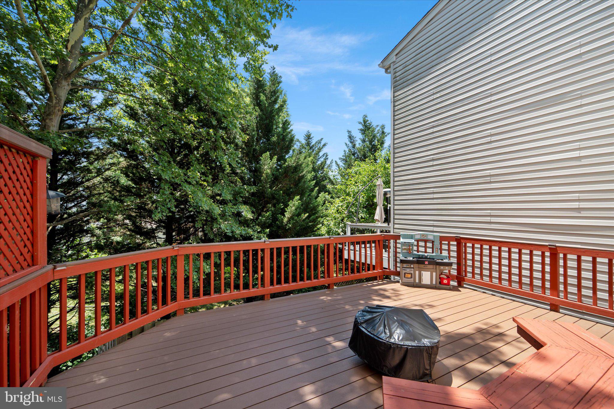 SOUTH RIDING - Residential Lease