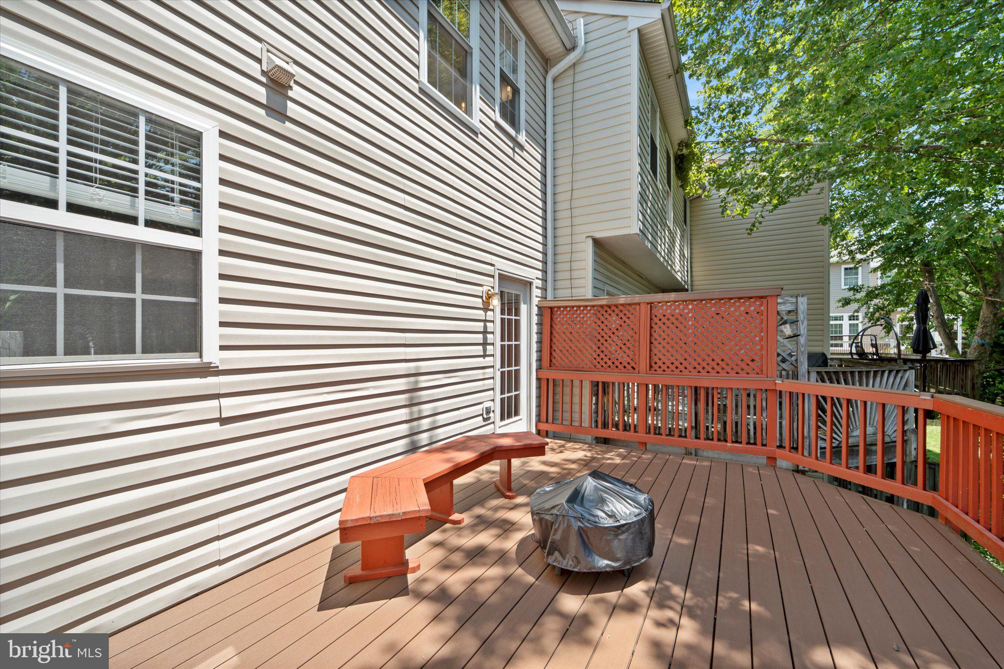 SOUTH RIDING - Residential Lease