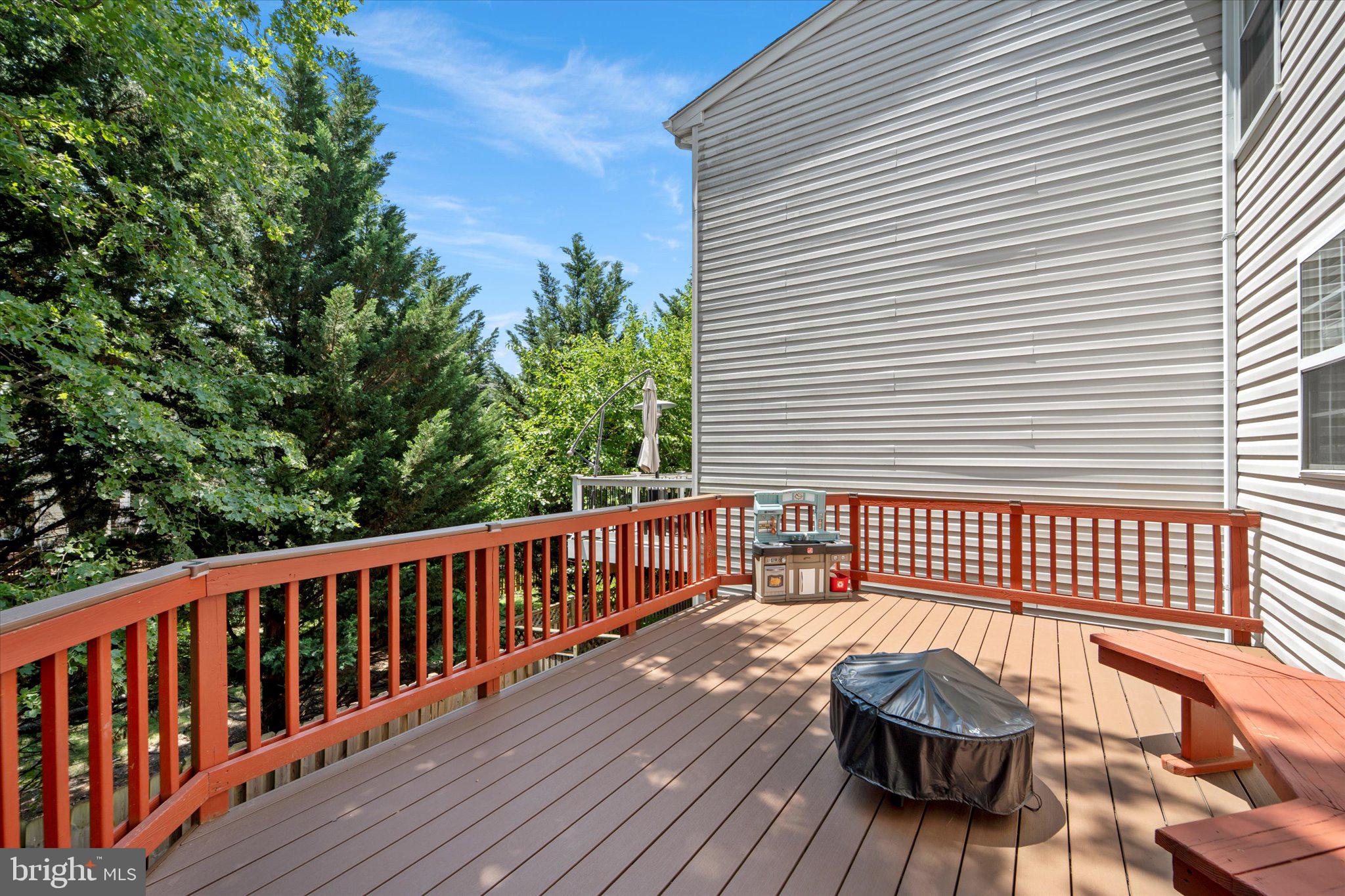 SOUTH RIDING - Residential Lease