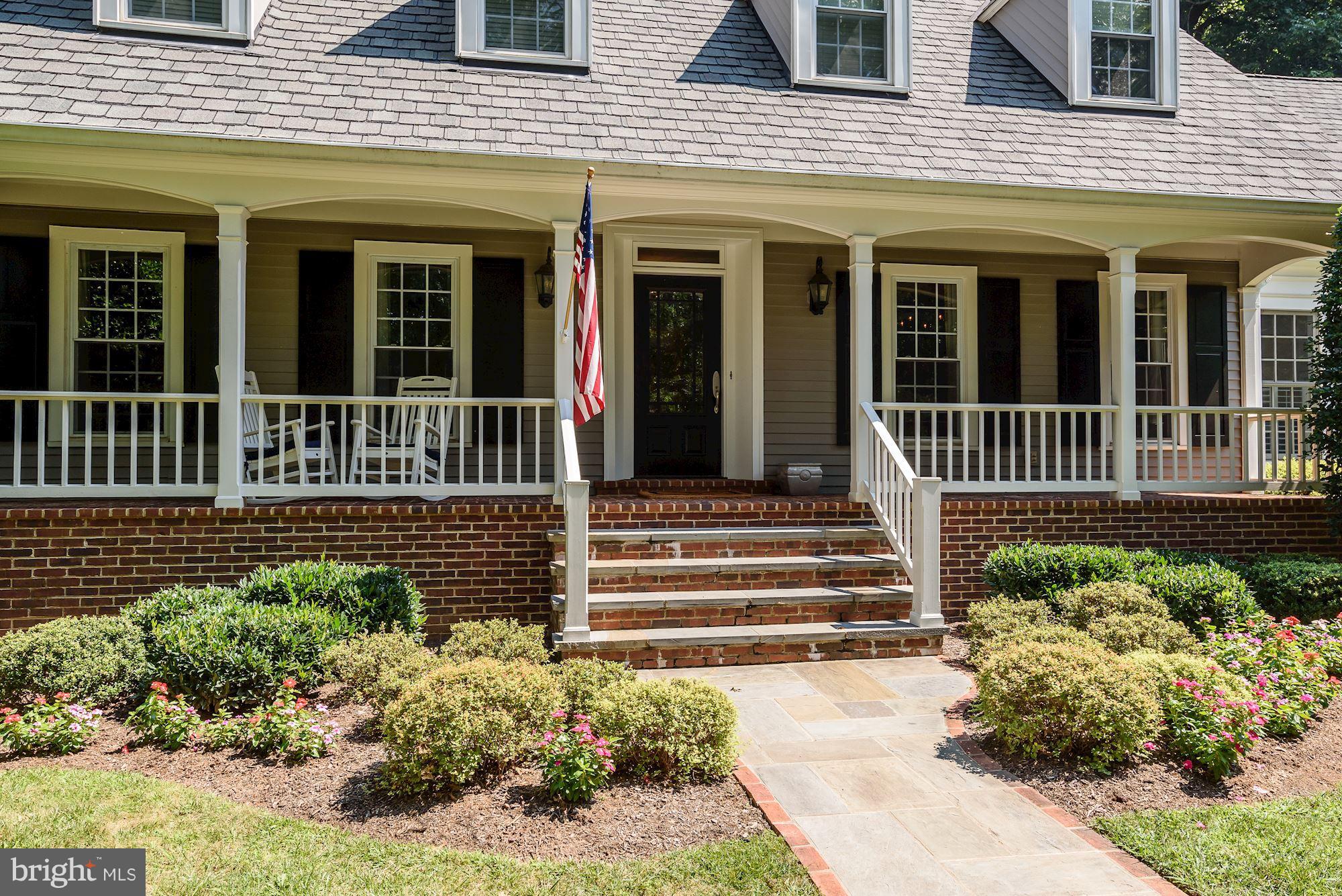 RIVER FALLS - Residential