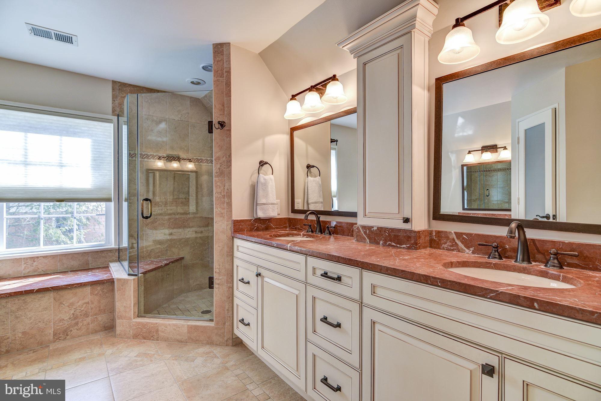 RIVER FALLS - Residential