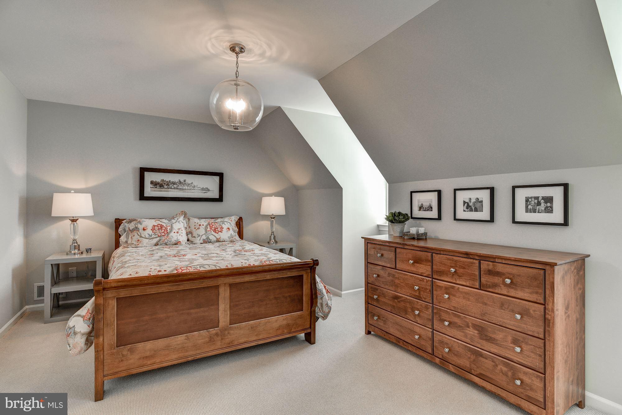 RIVER FALLS - Residential