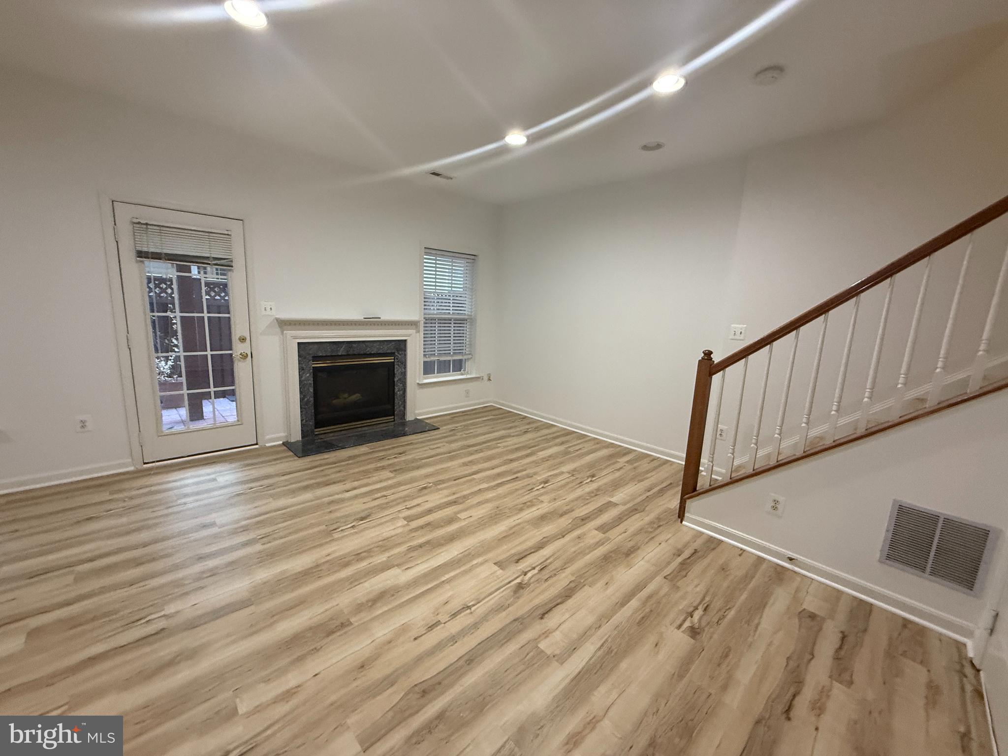 PROVIDENCE PARK - Residential Lease