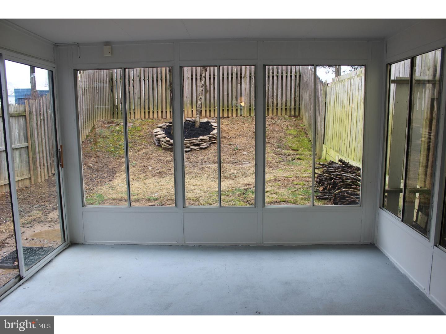 COUNTRY RIDGE ESTA - Residential