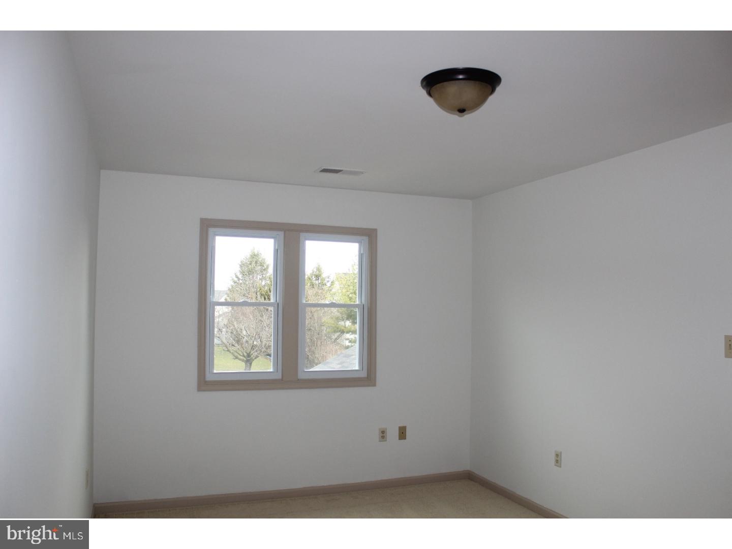 COUNTRY RIDGE ESTA - Residential