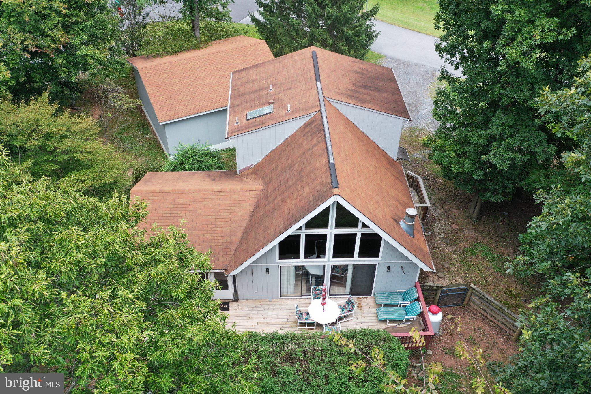 714 TECUMSEH TRAIL