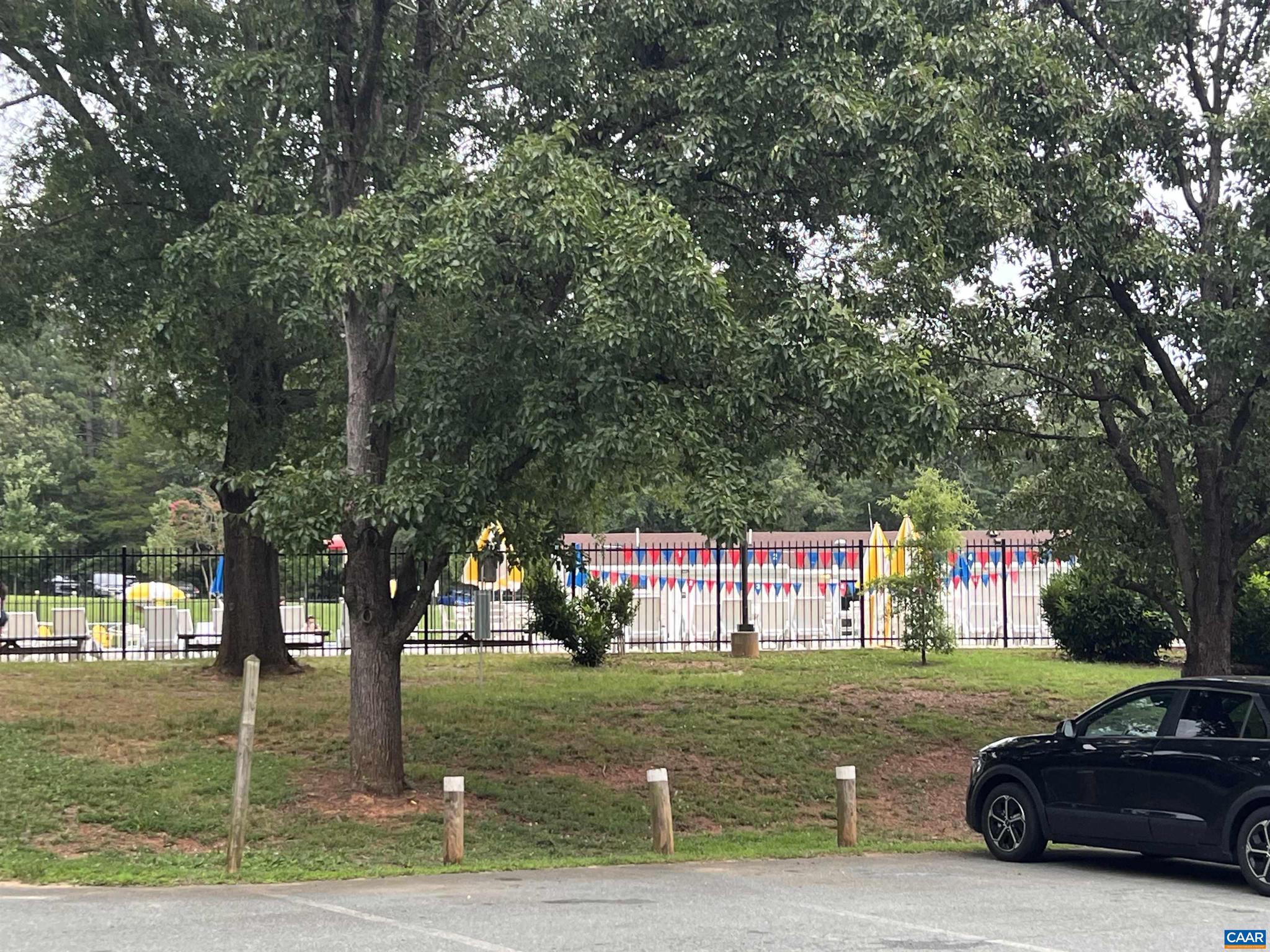 LAKE MONTICELLO - Residential