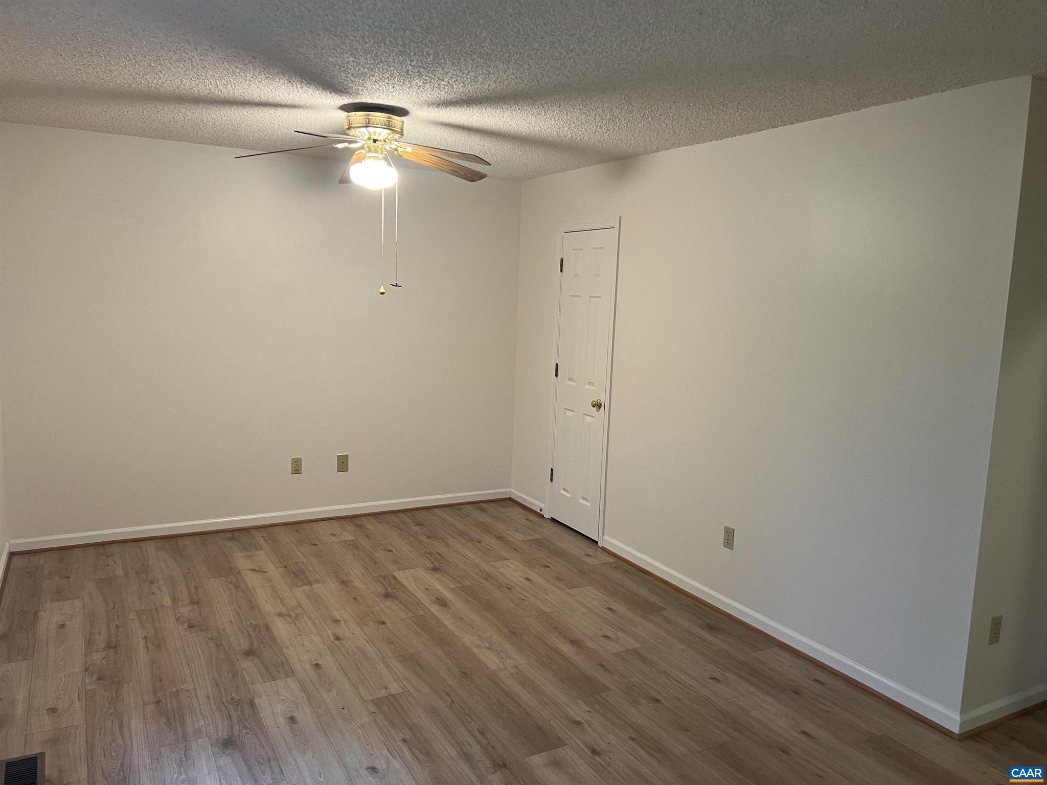 LAKE MONTICELLO - Residential