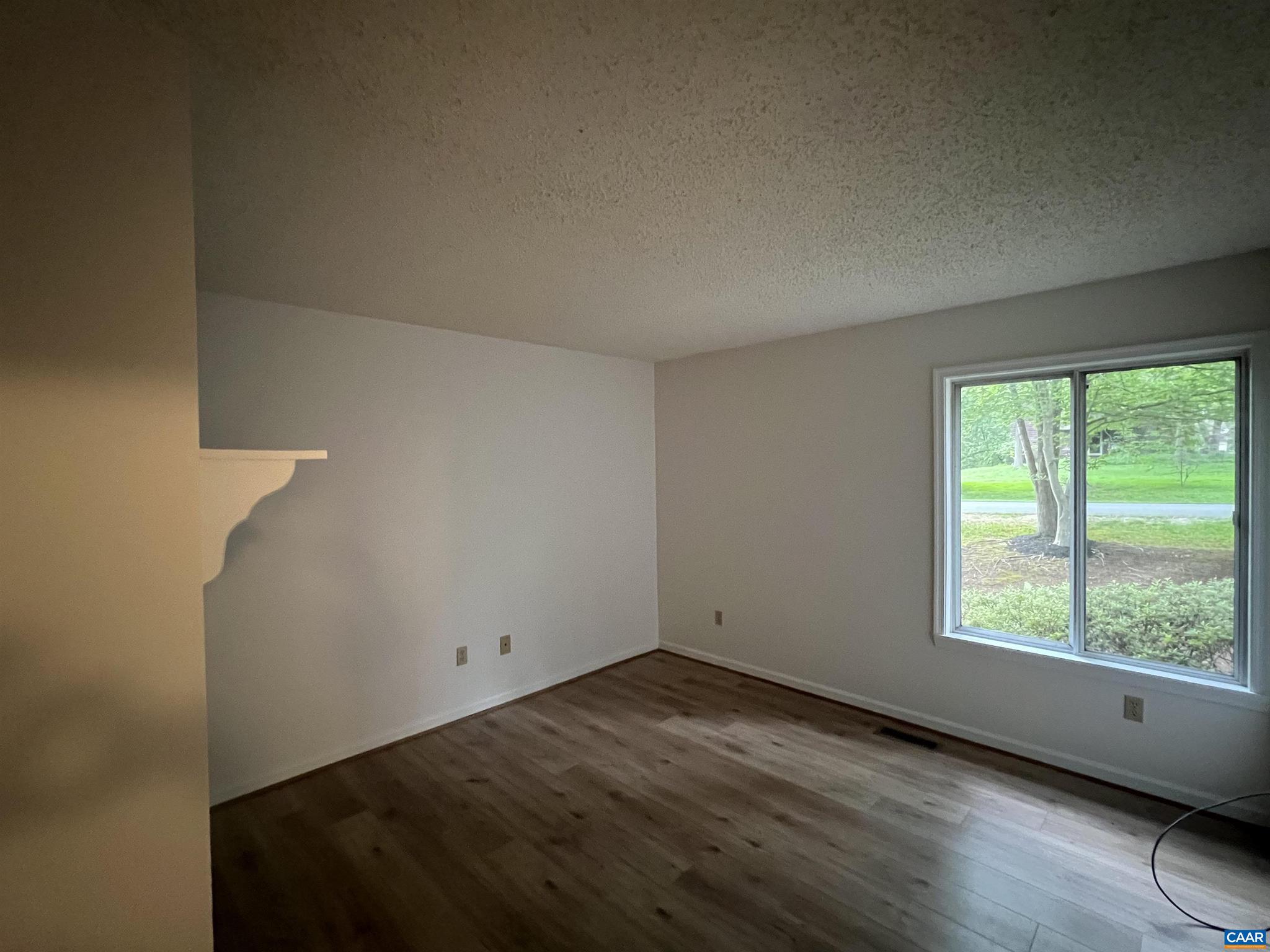 LAKE MONTICELLO - Residential