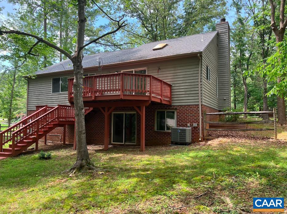 LAKE MONTICELLO - Residential