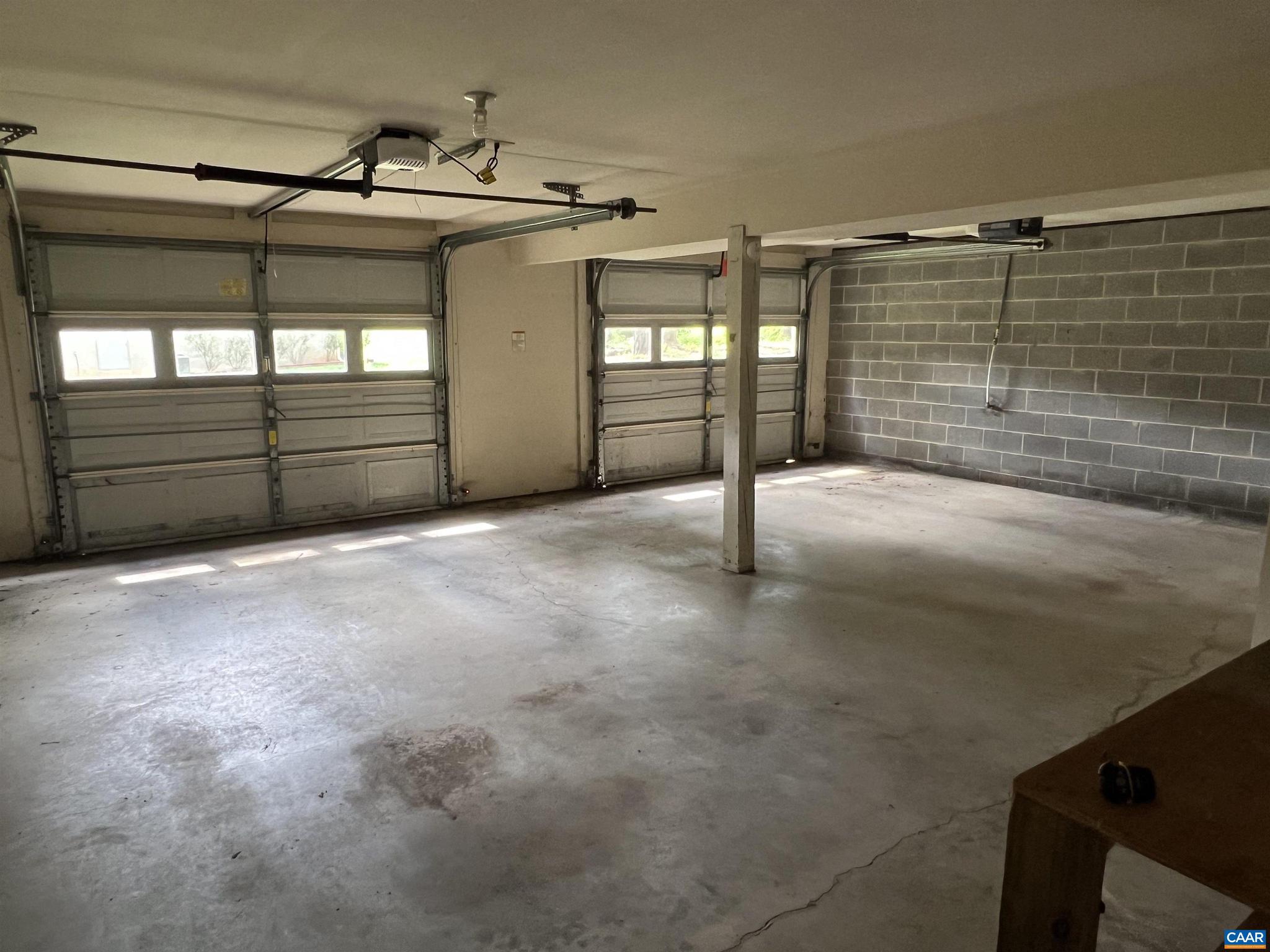 LAKE MONTICELLO - Residential