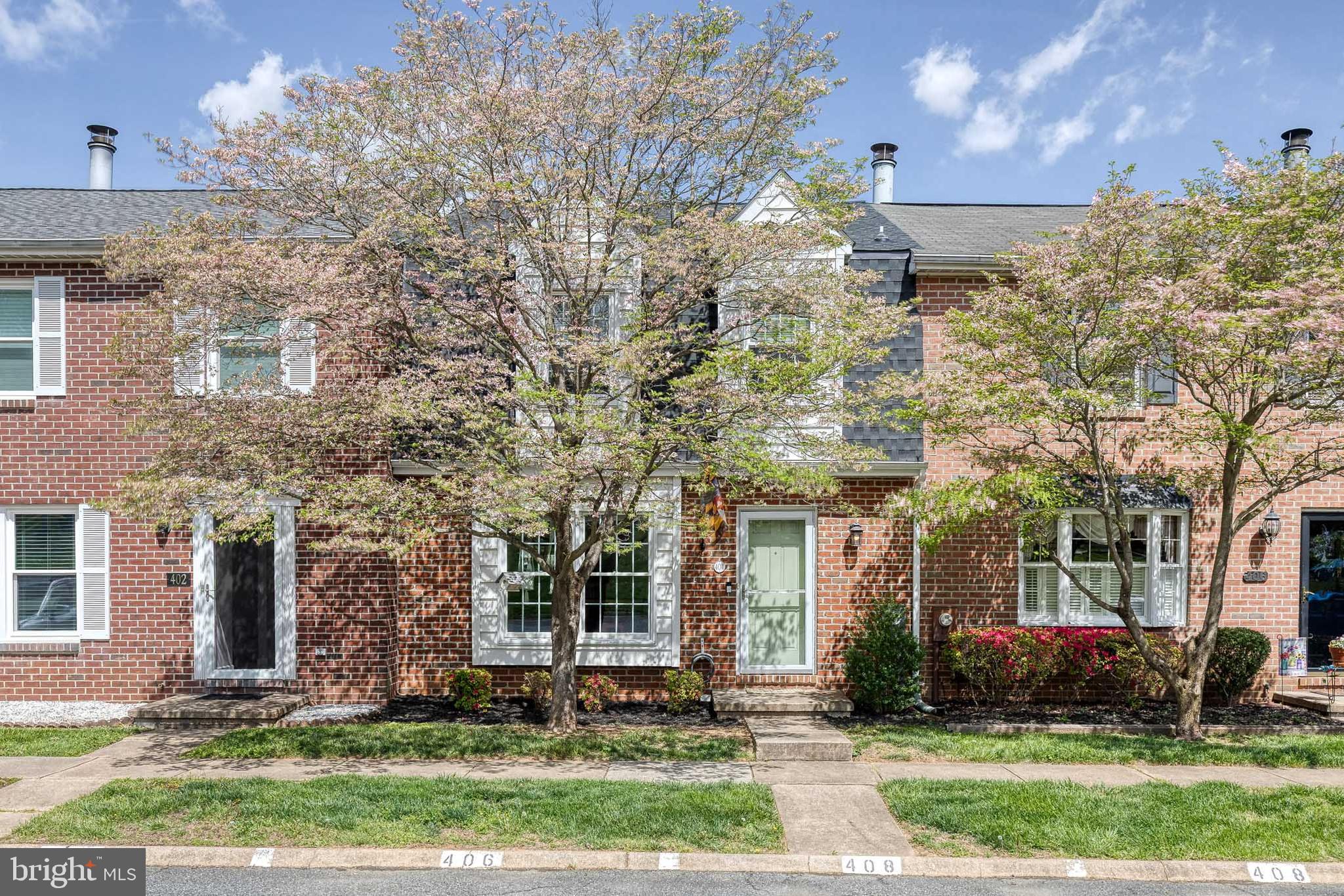 OLD FIELDS - Residential