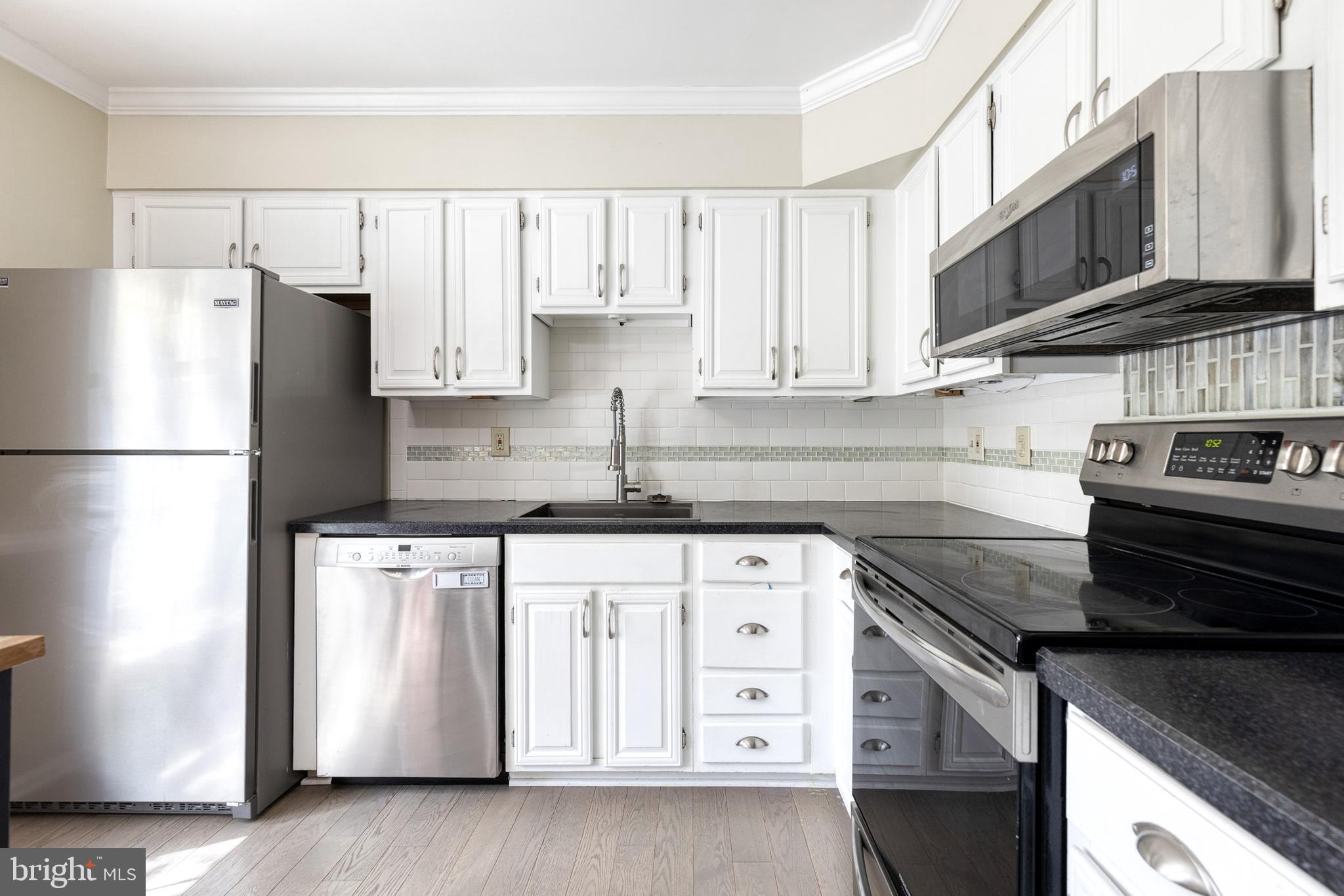 OLD FIELDS - Residential