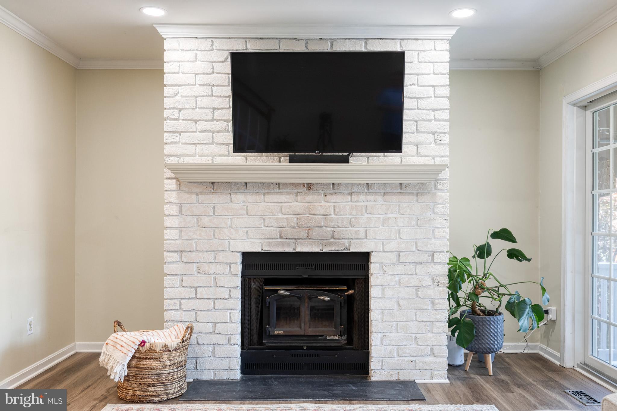 OLD FIELDS - Residential