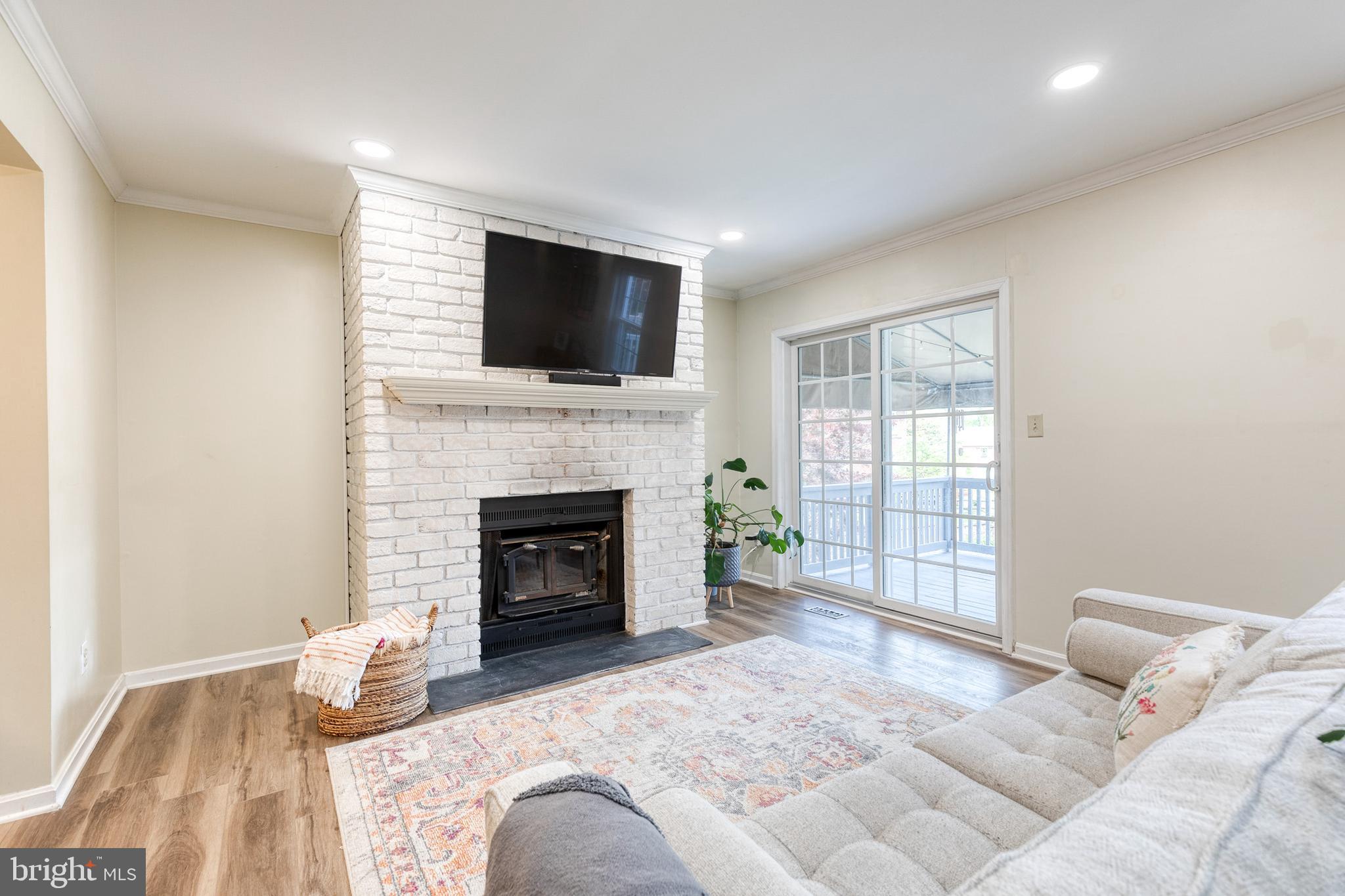 OLD FIELDS - Residential