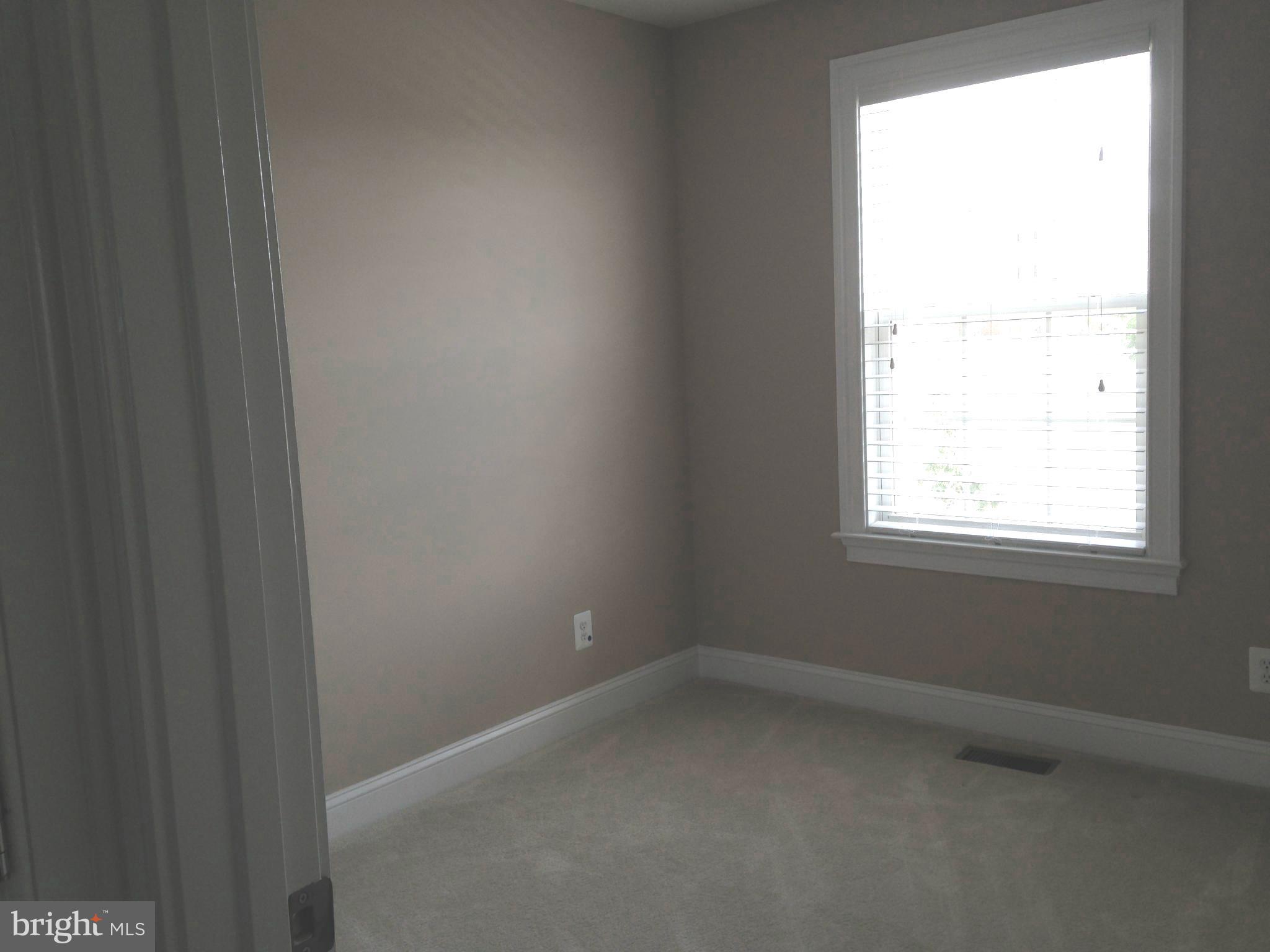 GOOSE CREEK VILLAGE NORTH - Residential Lease