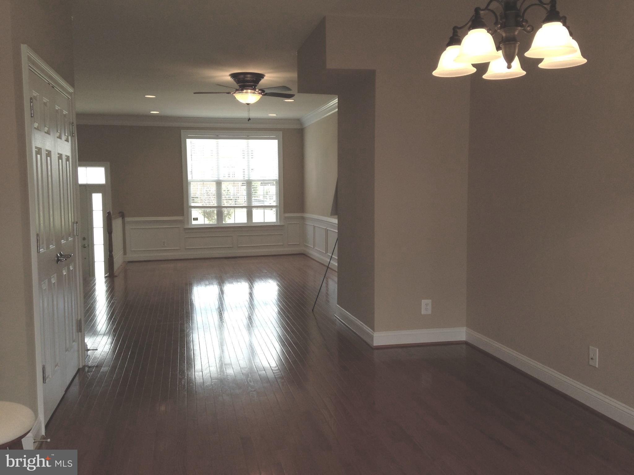 GOOSE CREEK VILLAGE NORTH - Residential Lease