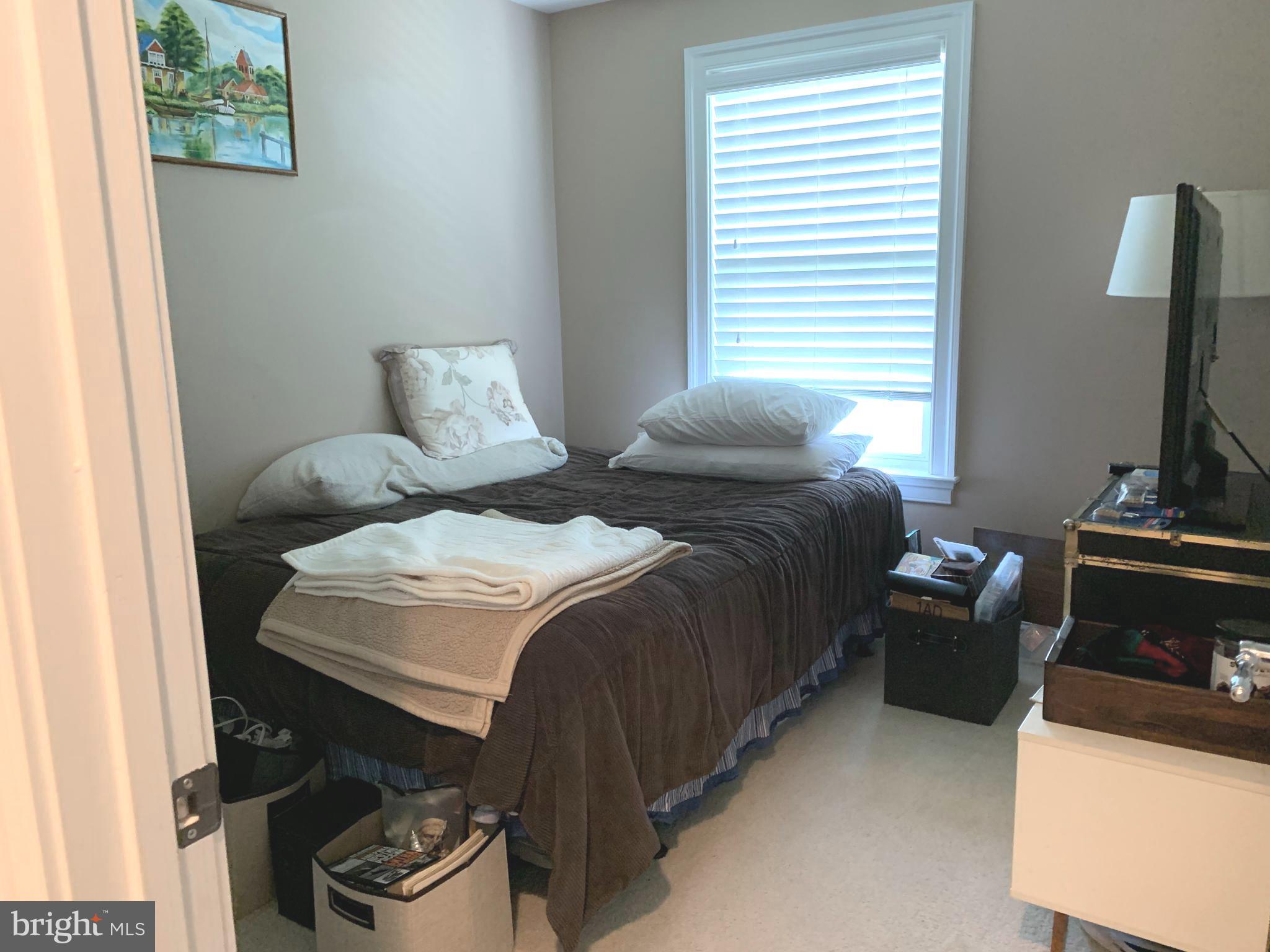 GOOSE CREEK VILLAGE NORTH - Residential Lease