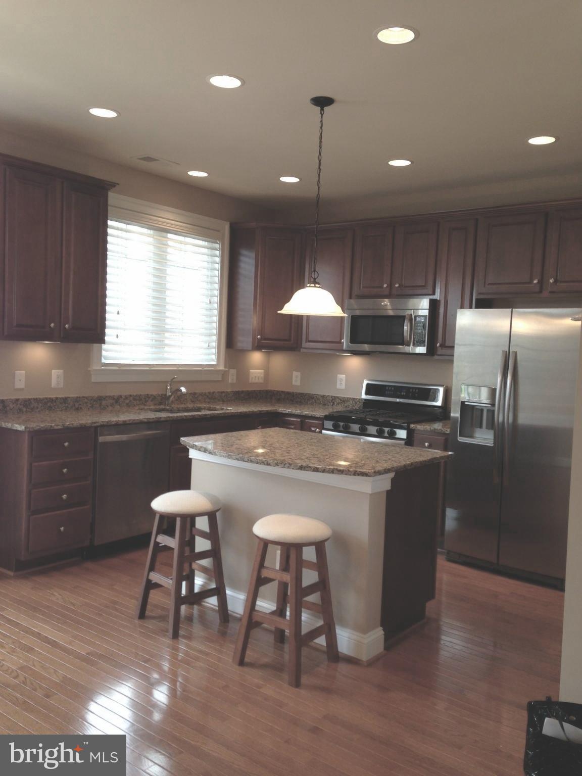 GOOSE CREEK VILLAGE NORTH - Residential Lease