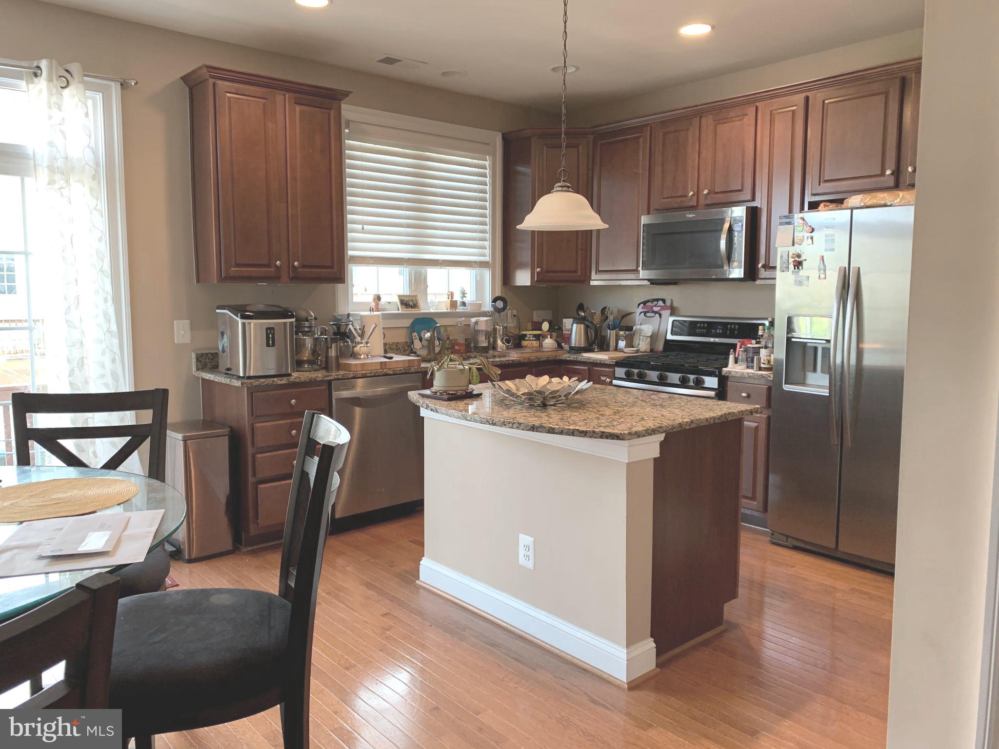 GOOSE CREEK VILLAGE NORTH - Residential Lease