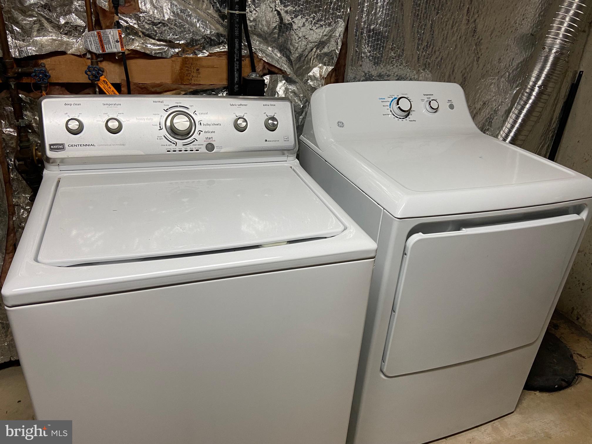 FIRST OAKTON PLACE - Residential Lease