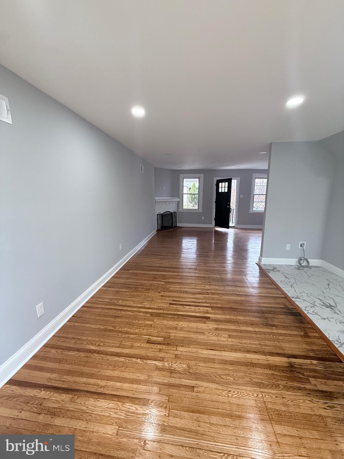 GERMANTOWN (EAST) - Residential