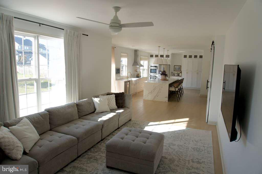 CLOVER RIDGE - Residential