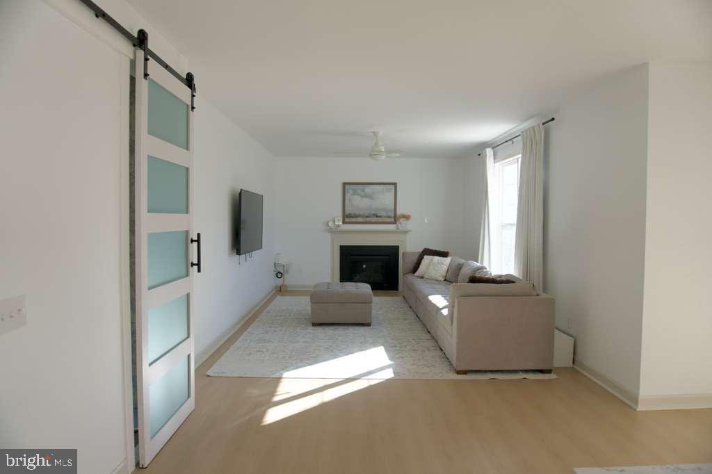 CLOVER RIDGE - Residential