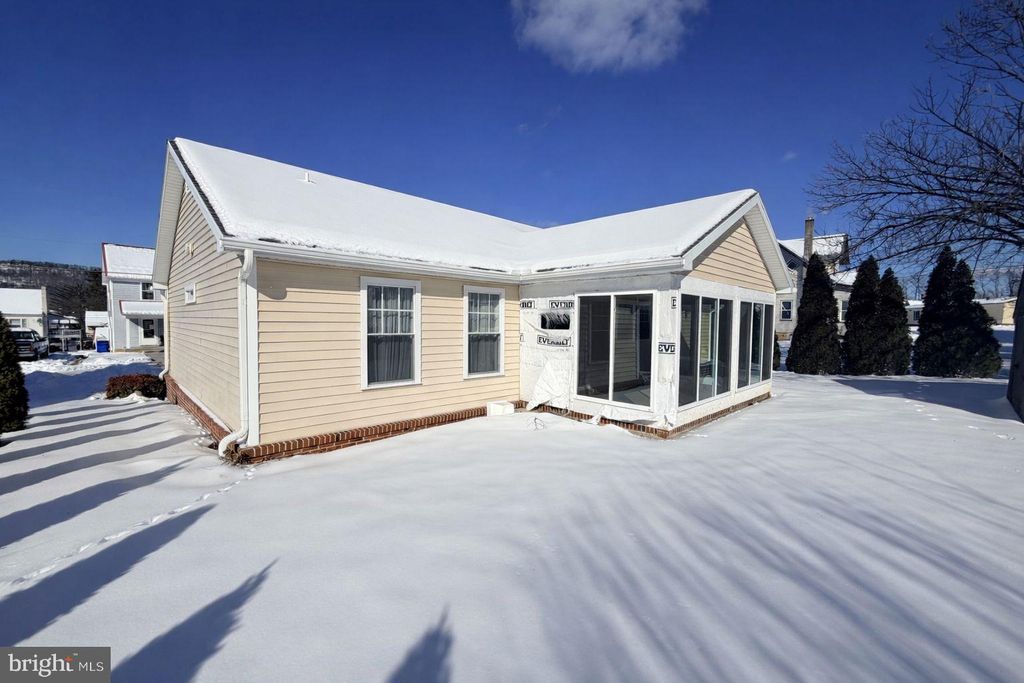 Photo of 318 N 3rd Street, MC CONNELLSBURG, PA 17233 (MLS # PAFU2001946)