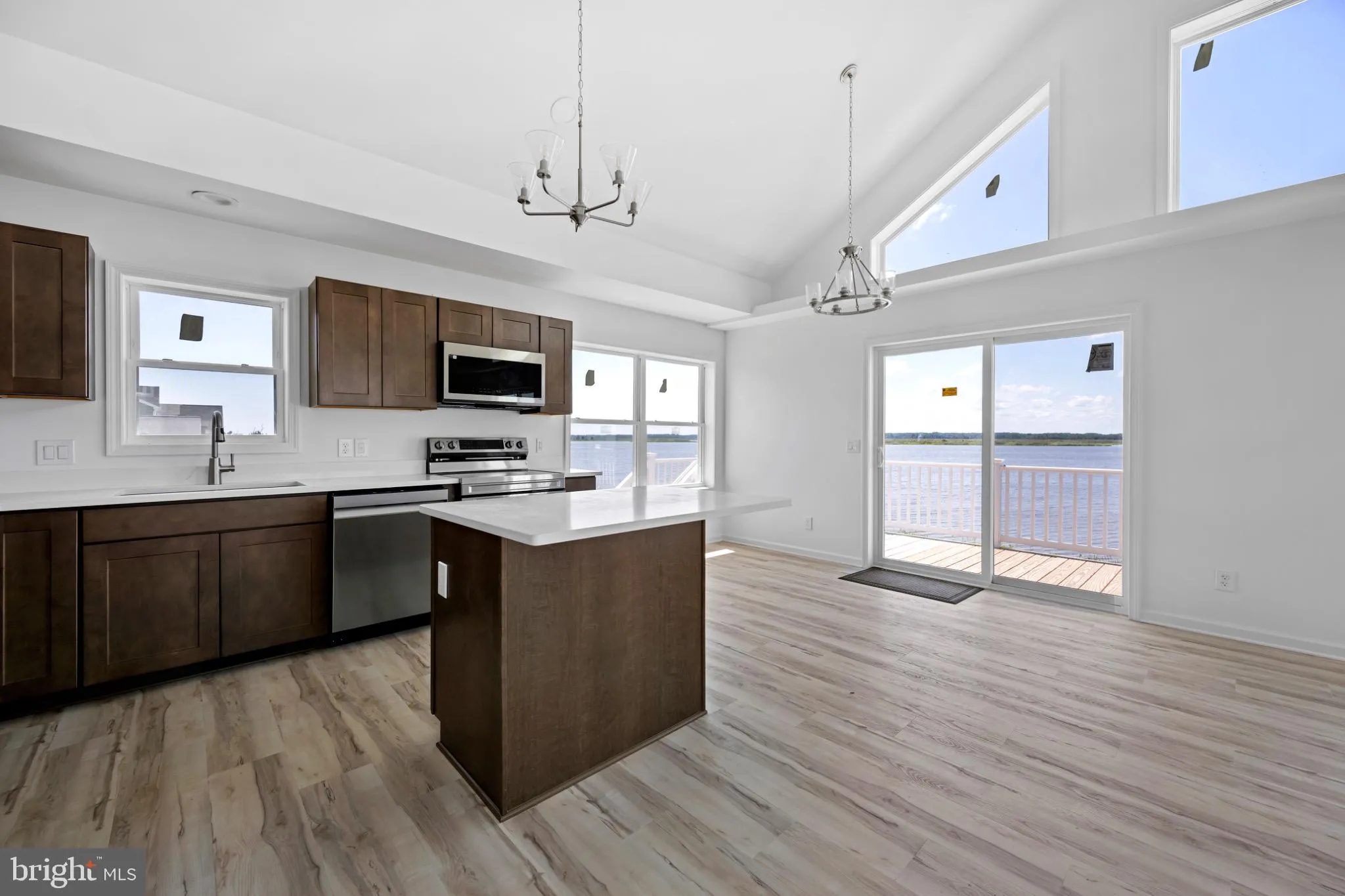 Milford, Delaware 19963, United States, 2 Bedrooms Bedrooms, ,2 BathroomsBathrooms,Residential,Active,205333