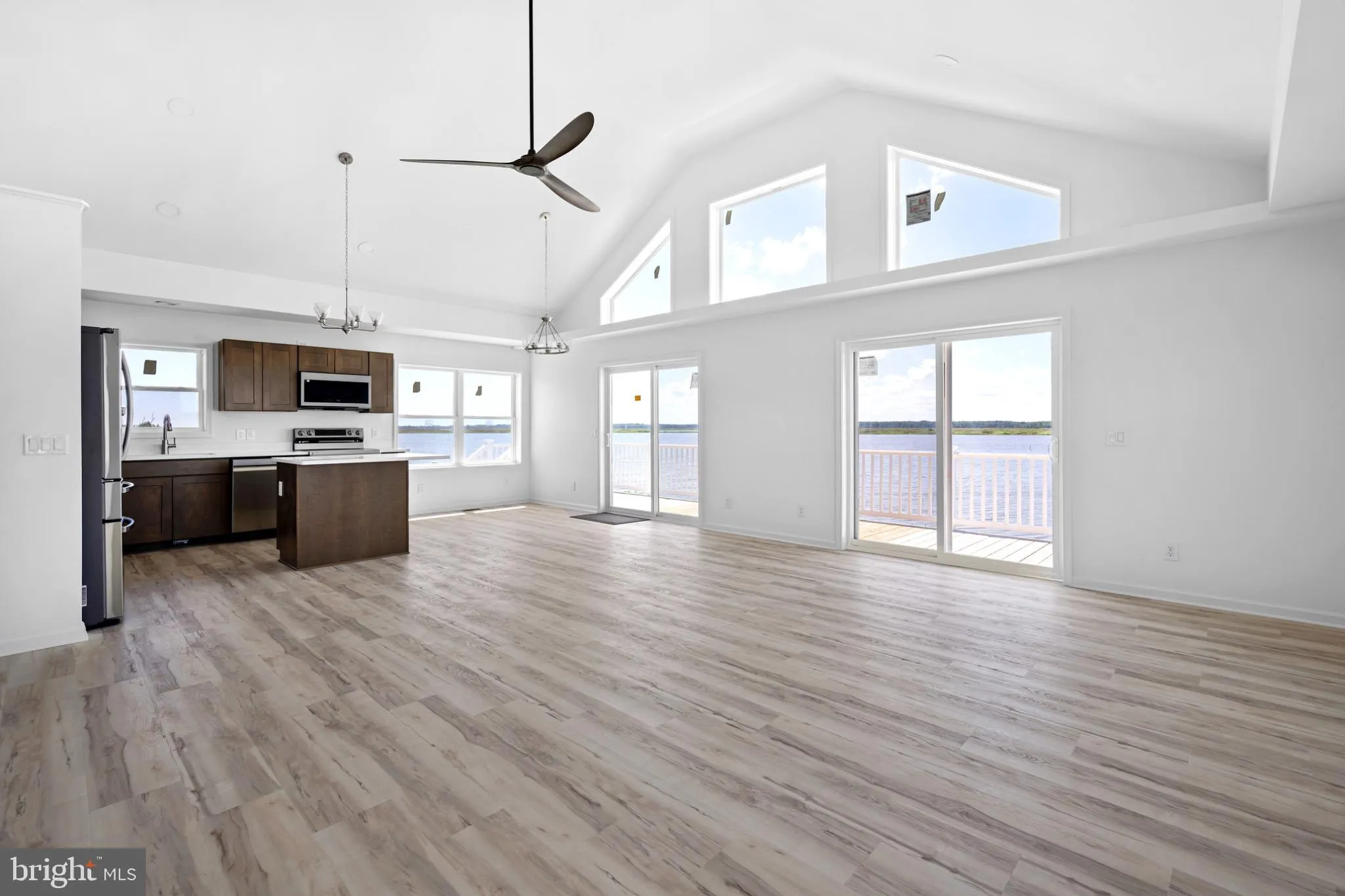 Milford, Delaware 19963, United States, 2 Bedrooms Bedrooms, ,2 BathroomsBathrooms,Residential,Active,205333