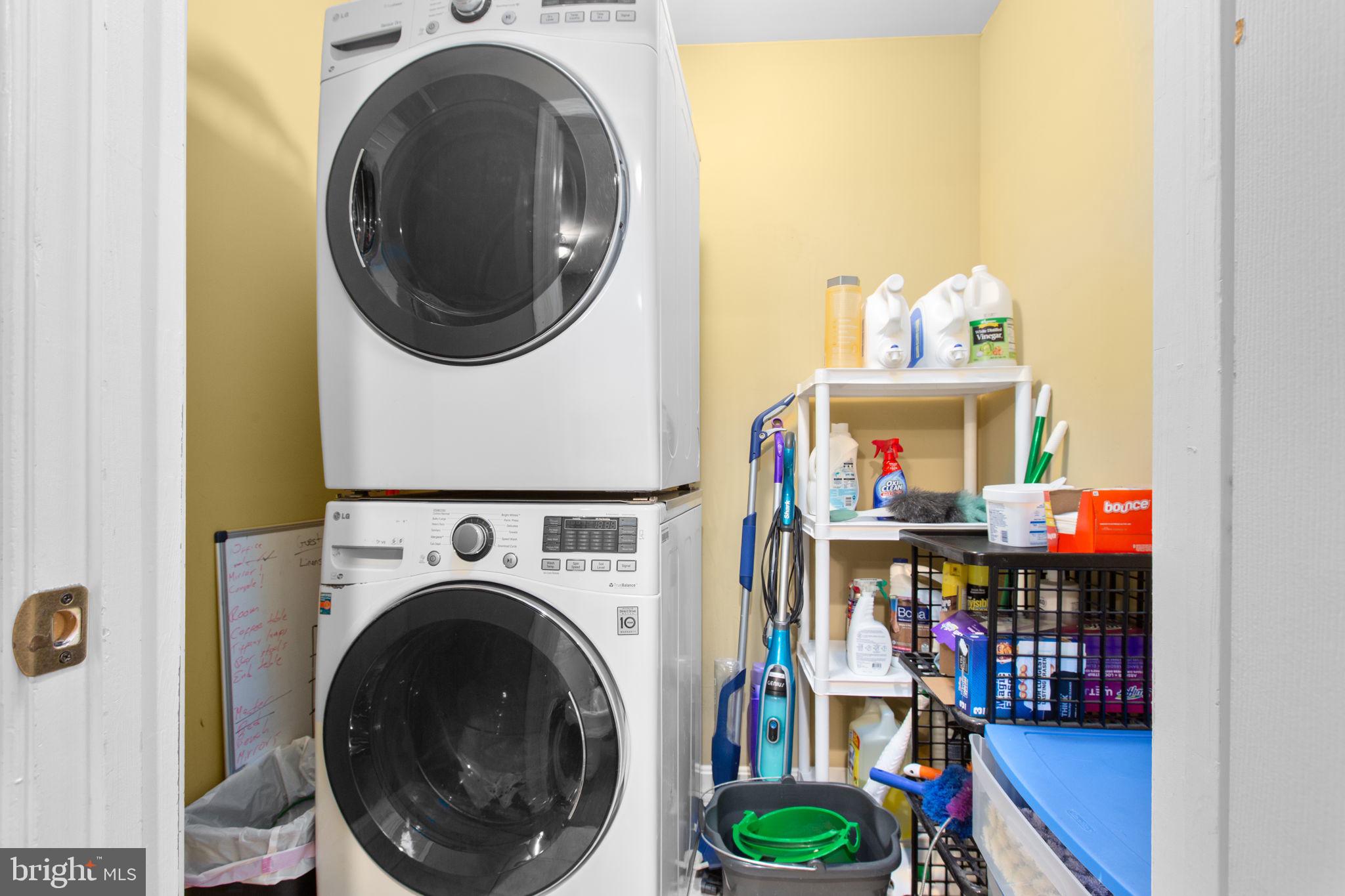 SURRY WOODS - Residential