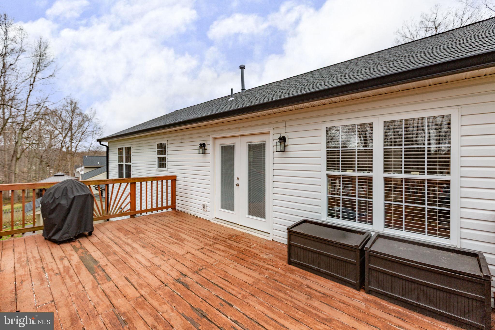 SURRY WOODS - Residential