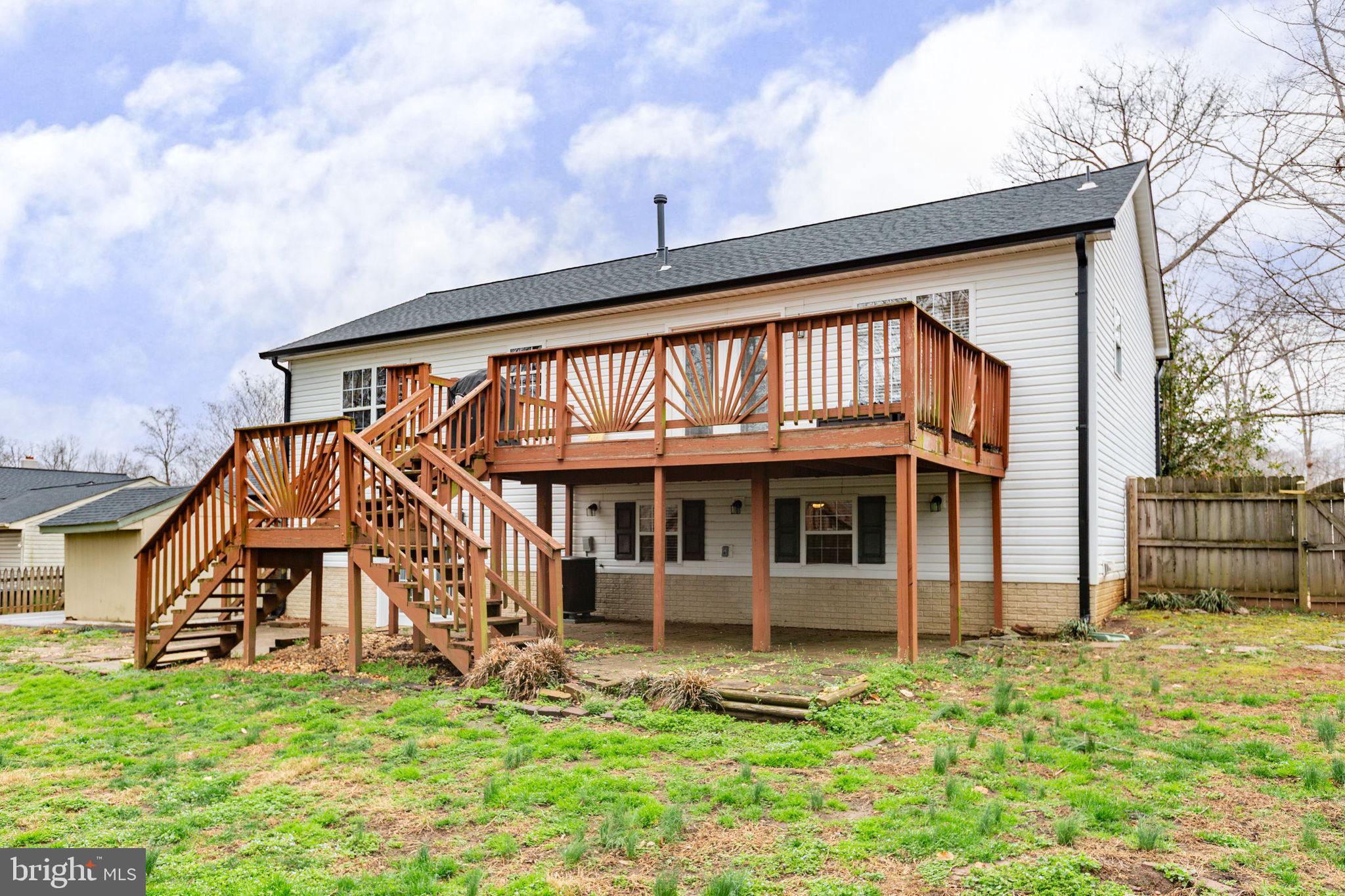 SURRY WOODS - Residential