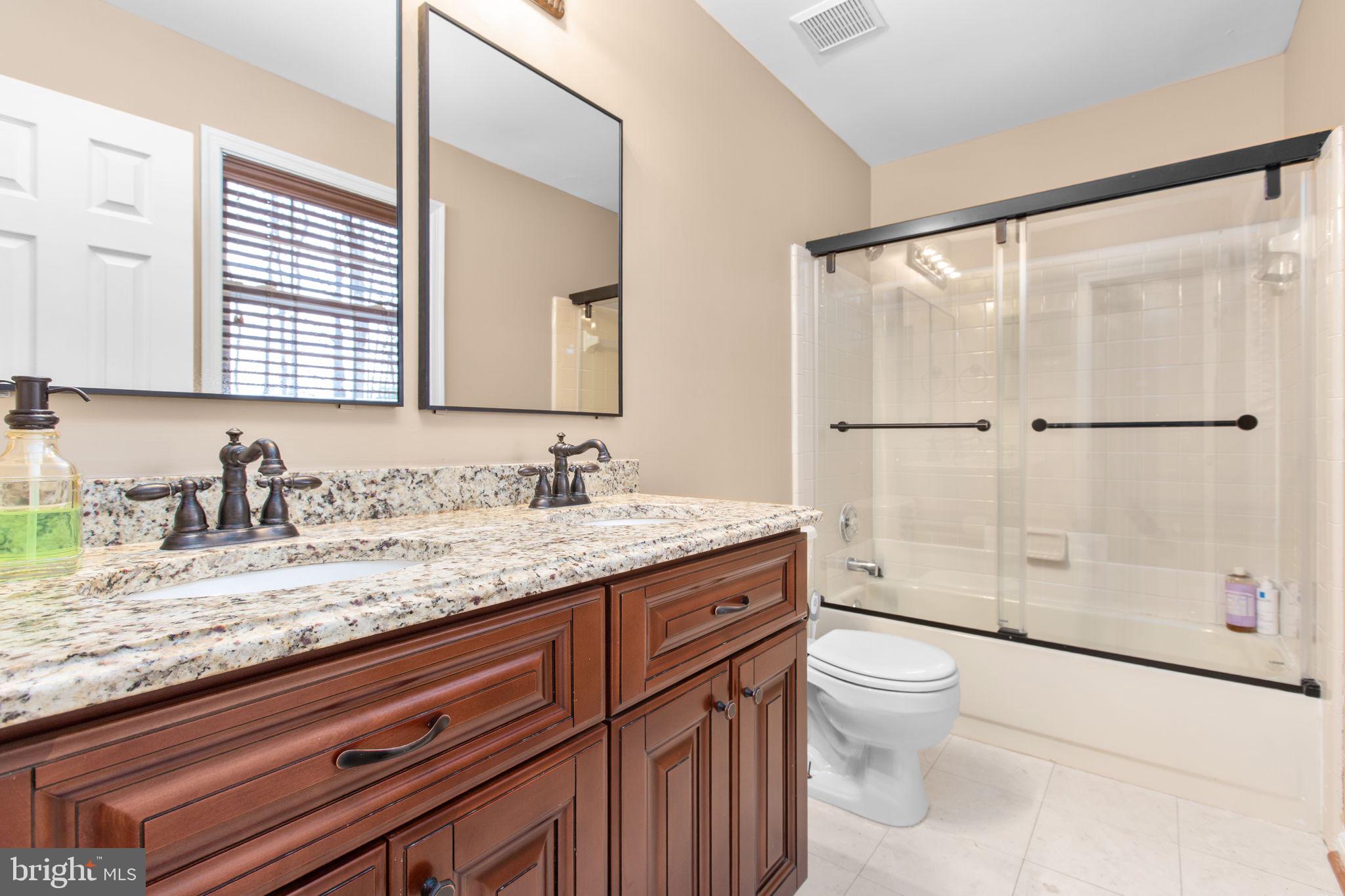 SURRY WOODS - Residential