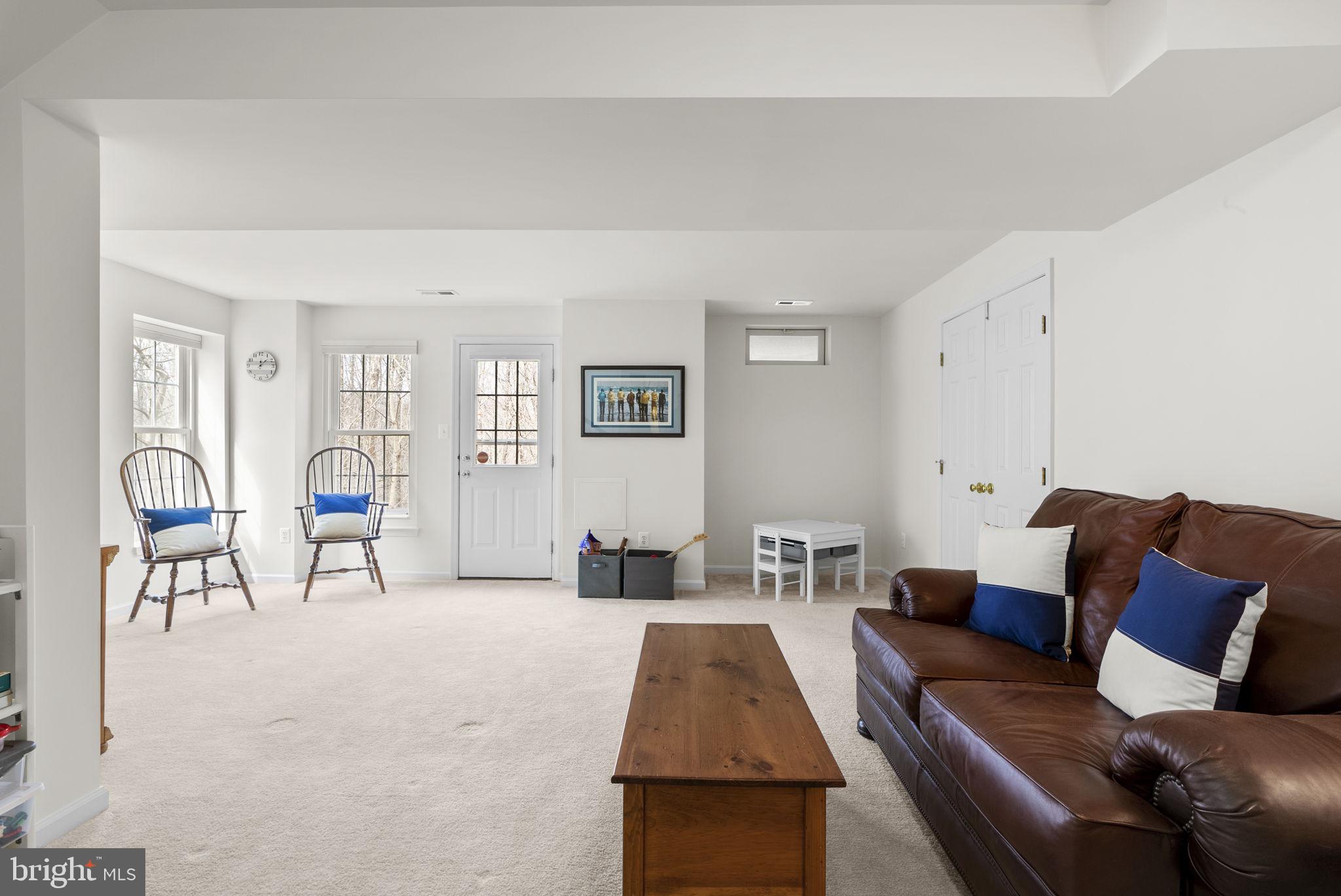 KINGSVIEW RIDGE - Residential