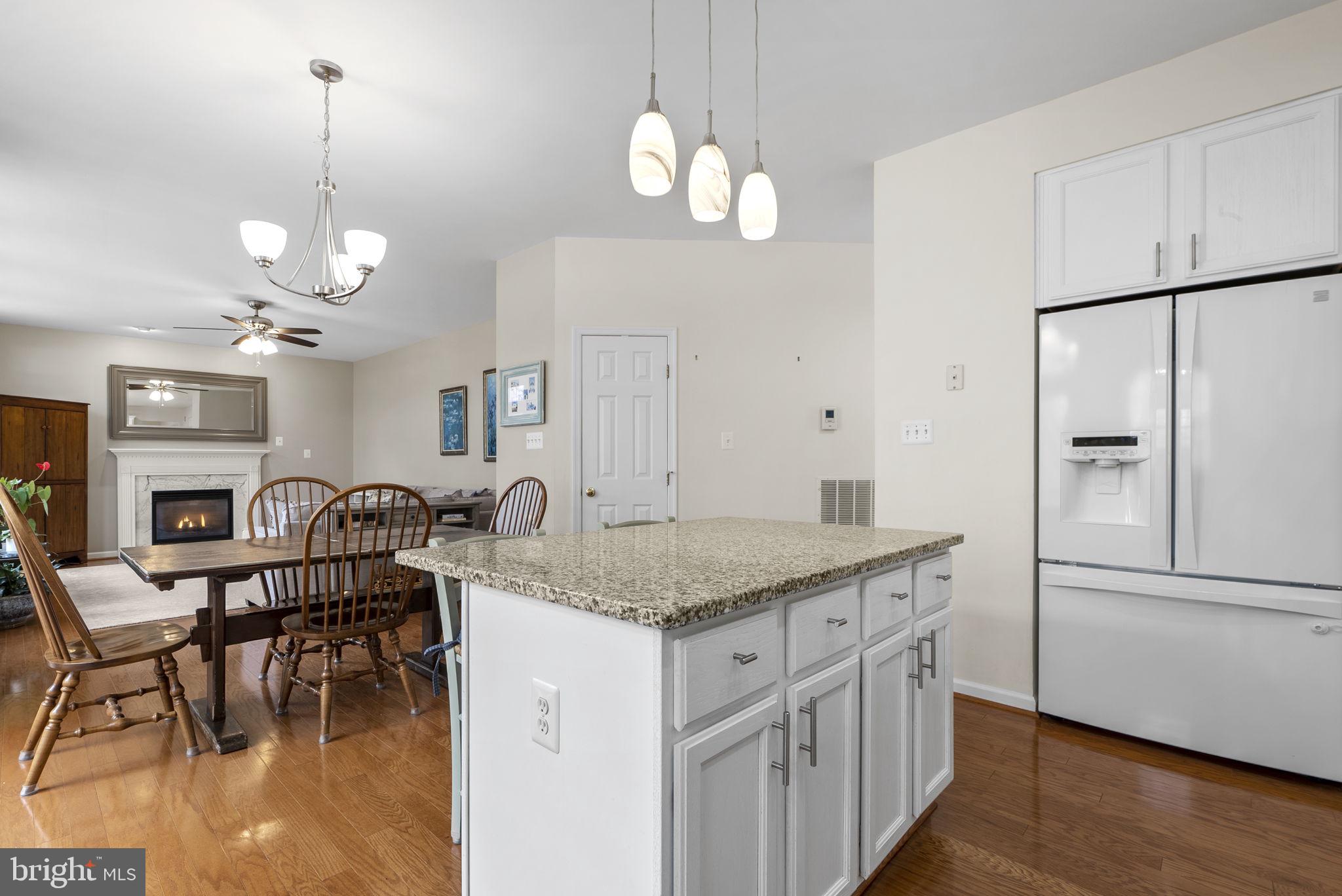 KINGSVIEW RIDGE - Residential