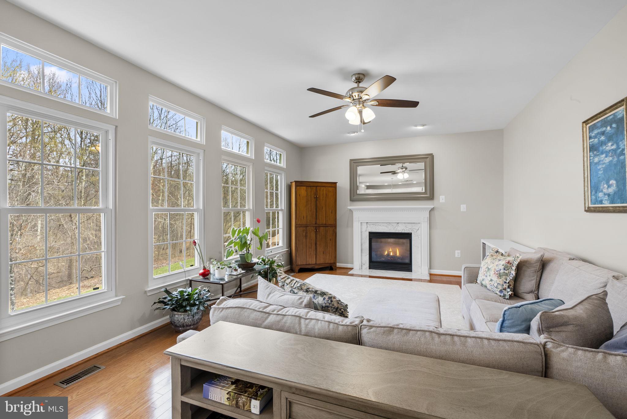 KINGSVIEW RIDGE - Residential