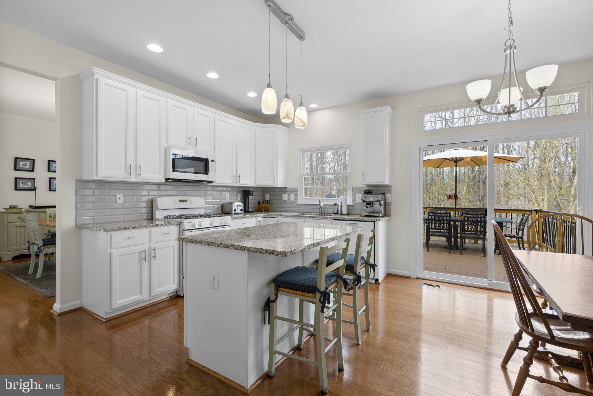 KINGSVIEW RIDGE - Residential